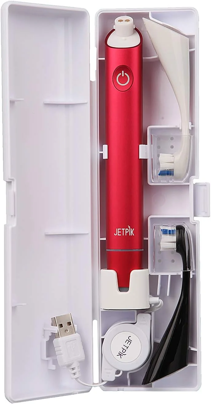 مسواک برقی سونیک قابل شارژ جت‌پیک JP300 مدرن برای بزرگسالان - 5 حالت مسواک زدن، بدنه آلومینیومی ممتاز، ضد آب، شارژ القایی USB، دارای کیف مسافرتی قابل حمل - رنگ قرمز