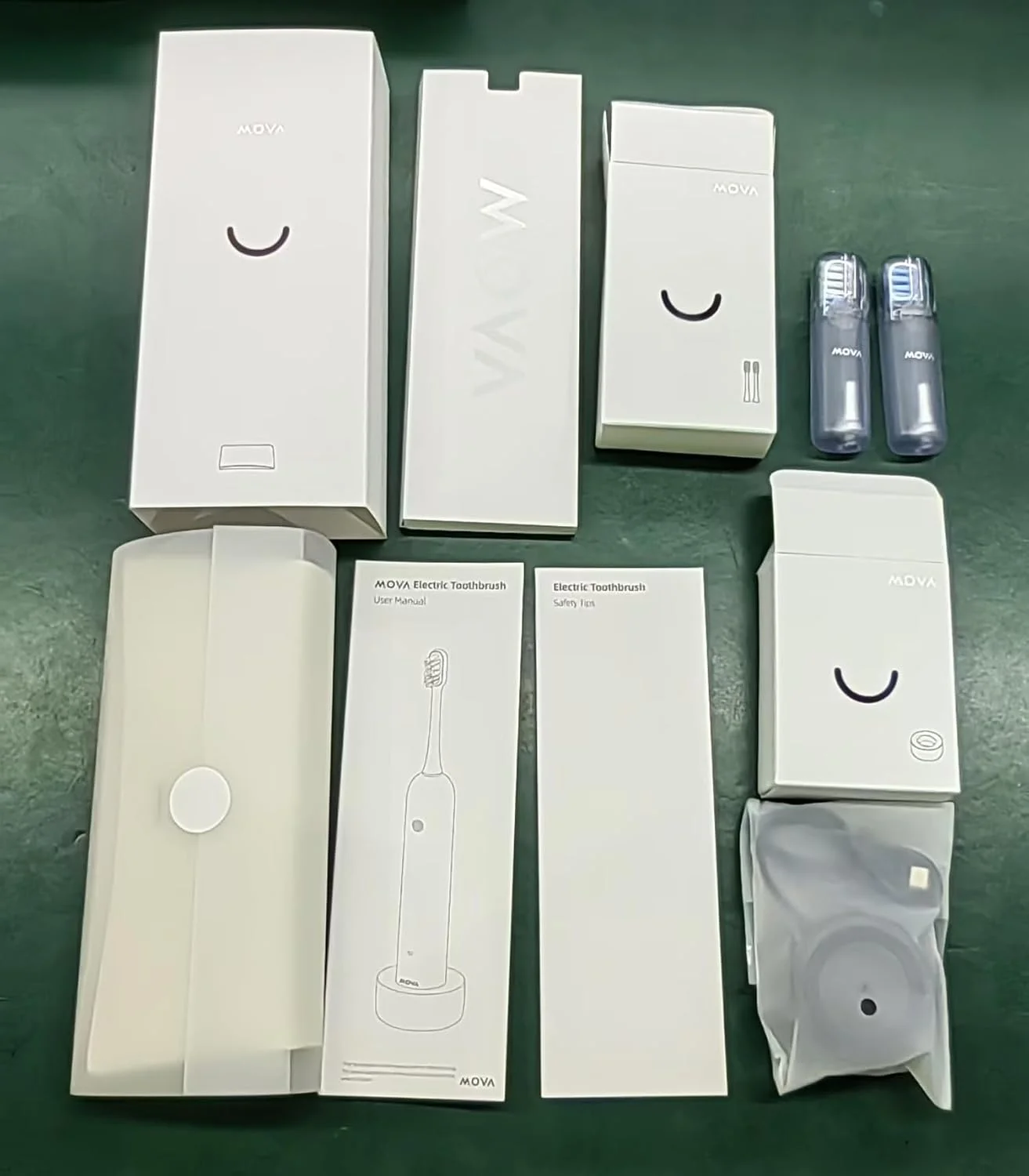 مسواک برقی Dreametech Mova Fresh Pro 3DClean™ با اپلیکیشن، مسواک صوتی برای بزرگسالان، دارای 2 سری مسواک و کیف مسافرتی، سری مسواک جایگزین 3 در 1 با نگهدارنده، عمر باتری 30 روزه، مشکی مسواک برقی Dreametech Mova Fresh Pro 3DClean™ با اپلیکیشن، مسواک صوتی برای بزرگسالان، دارای 2 سری مسواک و کیف مسافرتی، سری مسواک جایگزین 3 در 1 با نگهدارنده، عمر باتری 30 روزه، مشکی