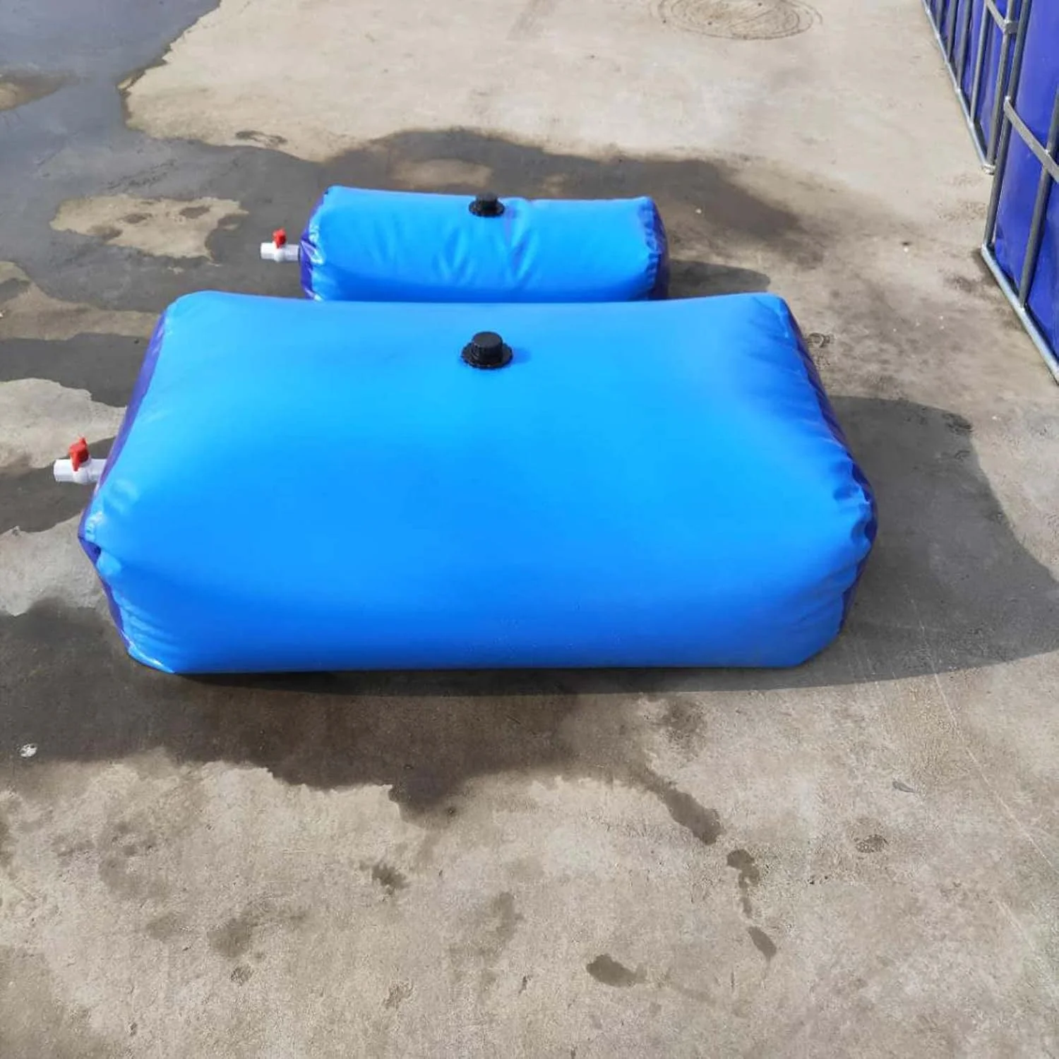 کیسه آب بزرگ در فضای باز، مخزن انعطاف پذیر حمل آب، مناسب برای باغبانی، ساخت و ساز، کشاورزی، اسب سواری، 500 لیتر