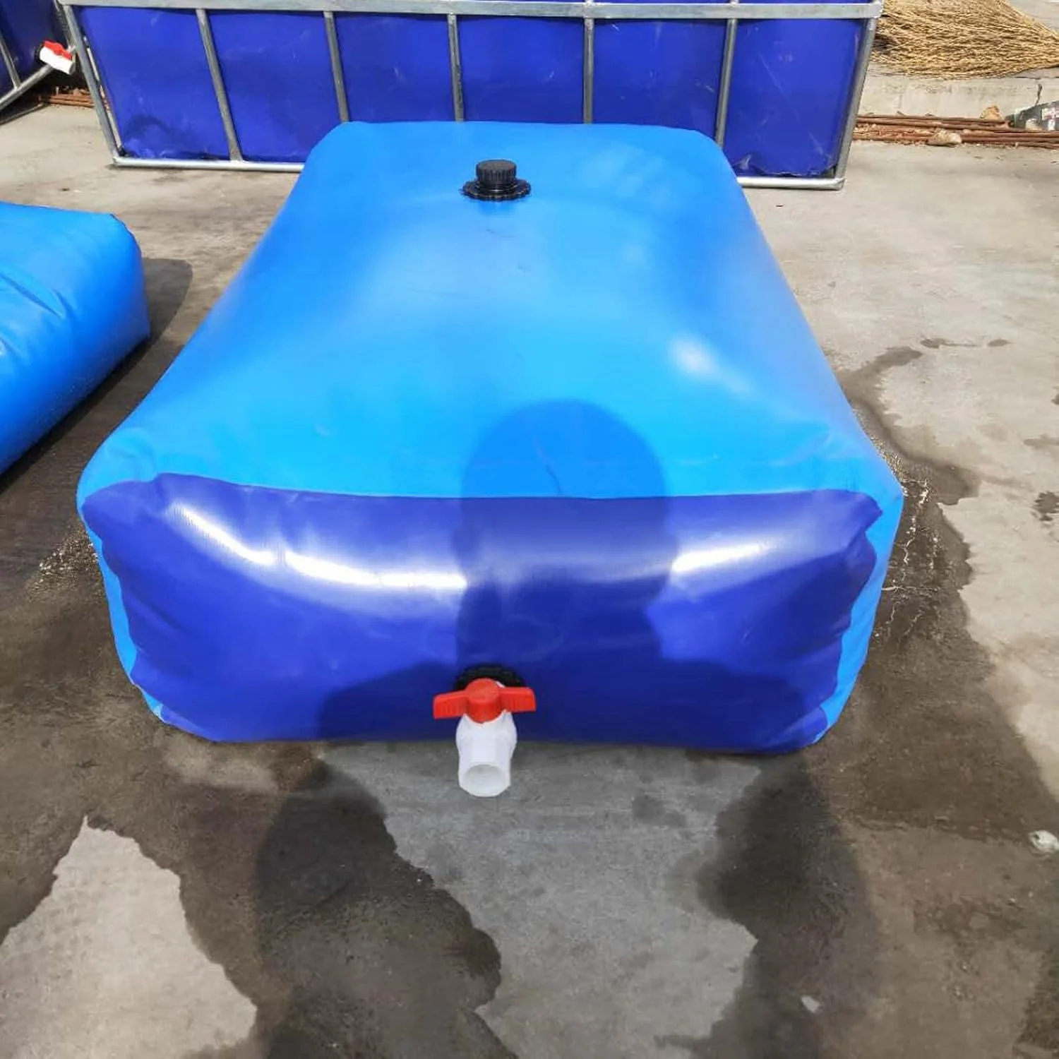 کیسه آب بزرگ در فضای باز، مخزن انعطاف پذیر حمل آب، مناسب برای باغبانی، ساخت و ساز، کشاورزی، اسب سواری، 500 لیتر