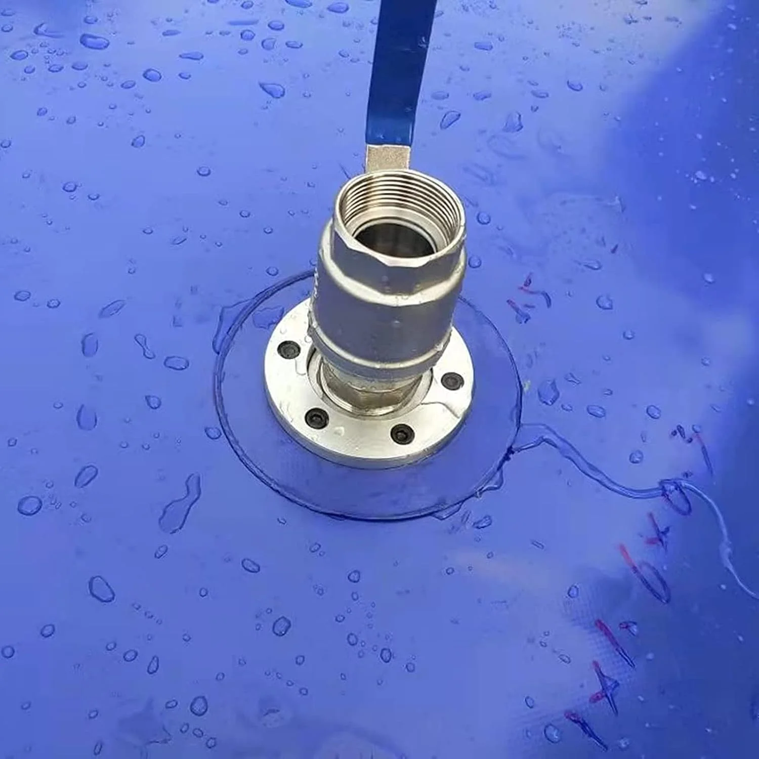 High Capacity Outdoor Storage Water Bladder, Portable Mobile Emergency Water Tank, Reusable Flexible Plastic Water Bag with Valve for Alternative Emergency Water Delivery Transfer High Capacity Outdoor Storage Water Bladder, Portable Mobile Emergency Water Tank, Reusable Flexible Plastic Water Bag with Valve for Alternative Emergency Water Delivery Transfer