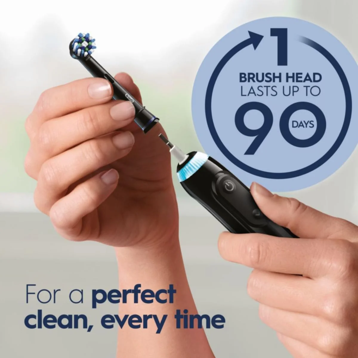 مسواک برقی شارژی هوشمند Oral-B Pro 5000 Smartseries با قابلیت اتصال بلوتوث، نسخه مشکی مسواک برقی شارژی هوشمند Oral-B Pro 5000 Smartseries با قابلیت اتصال بلوتوث، نسخه مشکی