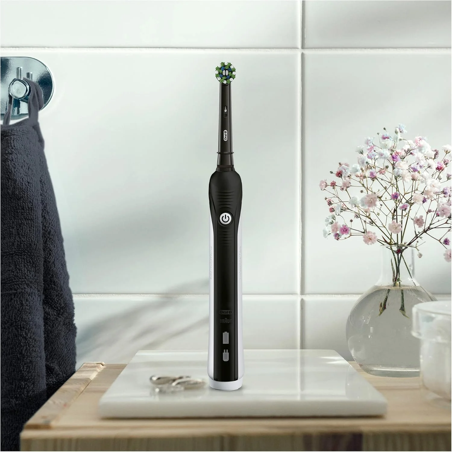مسواک برقی شارژی Oral-B Pro 1-750، سنسور فشار، باتری بادوام، 1 سری، 1 مسواک، 1 جعبه مسافرتی، مشکی، ایده هدیه مسواک برقی شارژی Oral-B Pro 1-750، سنسور فشار، باتری بادوام، 1 سری، 1 مسواک، 1 جعبه مسافرتی، مشکی، ایده هدیه