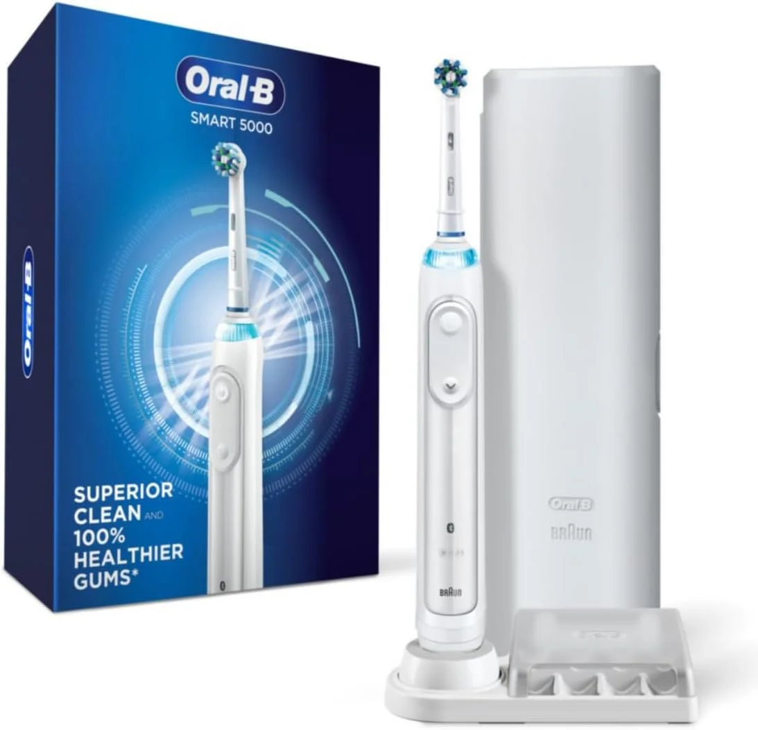 مسواک برقی شارژی هوشمند Oral-B 5000، مشکی با کیف مسافرتی و بلوتوث - دارای حسگر فشار قابل مشاهده برای محافظت از لثه - 5 حالت تمیز کردن - تایمر 2 دقیقه ای