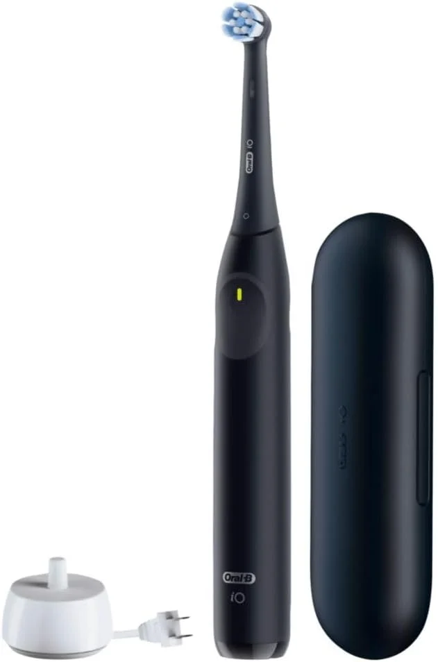 مسواک برقی شارژی Oral-B iO Simple Clean، مشکی شب با 1 سری برس مراقبت ملایم و 1 کیف مسافرتی مشکی - سنسور فشار خودکار برای محافظت از لثه ها - 3 حالت - تایمر 2 دقیقه ای مسواک برقی شارژی Oral-B iO Simple Clean، مشکی شب با 1 سری برس مراقبت ملایم و 1 کیف مسافرتی مشکی - سنسور فشار خودکار برای محافظت از لثه ها - 3 حالت - تایمر 2 دقیقه ای