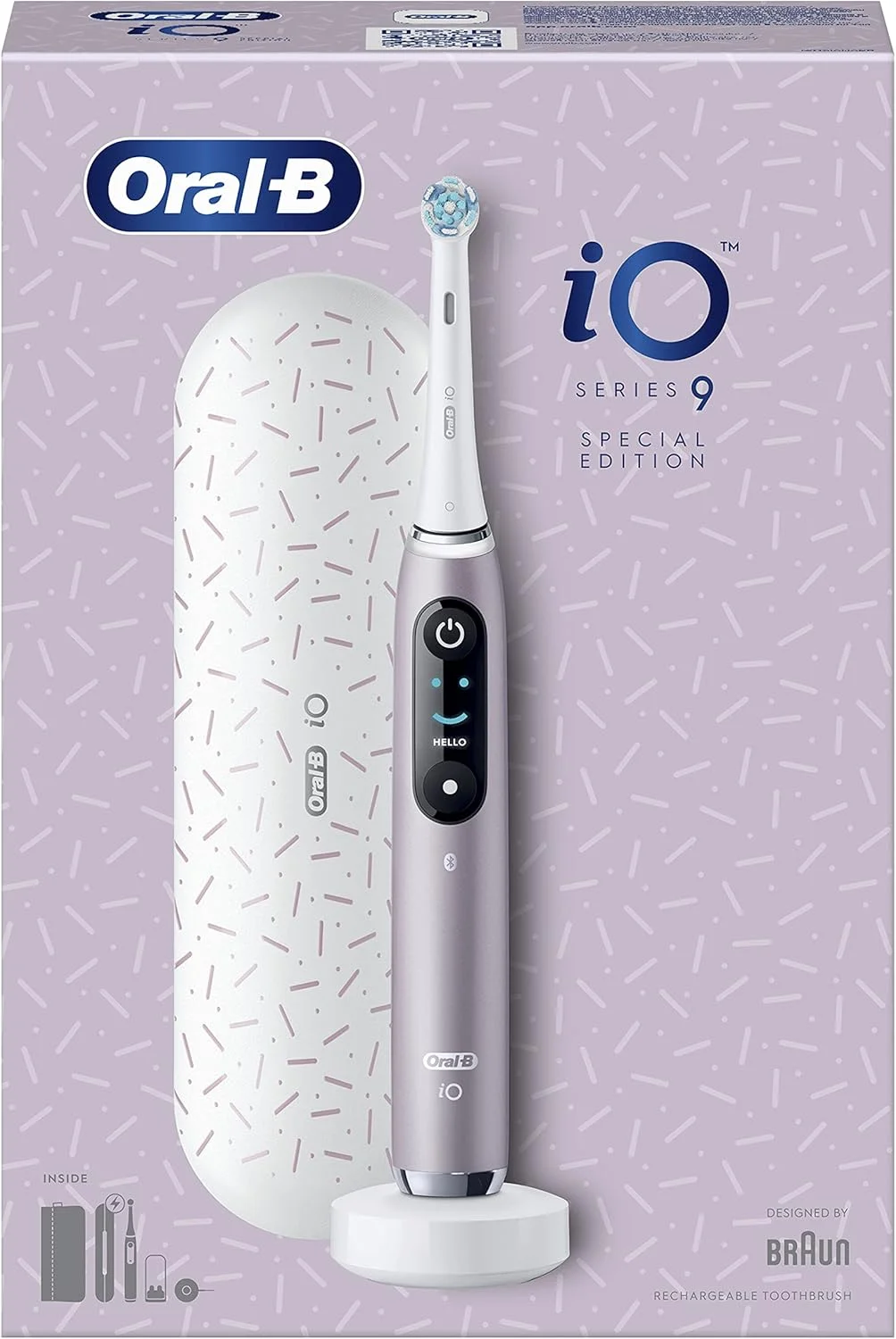 مسواک برقی Oral-B iO Series 9، نسخه ویژه، همراه با اپلیکیشن موبایل Oral-B، با فناوری Magnet iO، کیف مسافرتی با عملکرد شارژ، کیف لوازم آرایشی، صورتی کوارتز مسواک برقی Oral-B iO Series 9، نسخه ویژه، همراه با اپلیکیشن موبایل Oral-B، با فناوری Magnet iO، کیف مسافرتی با عملکرد شارژ، کیف لوازم آرایشی، صورتی کوارتز