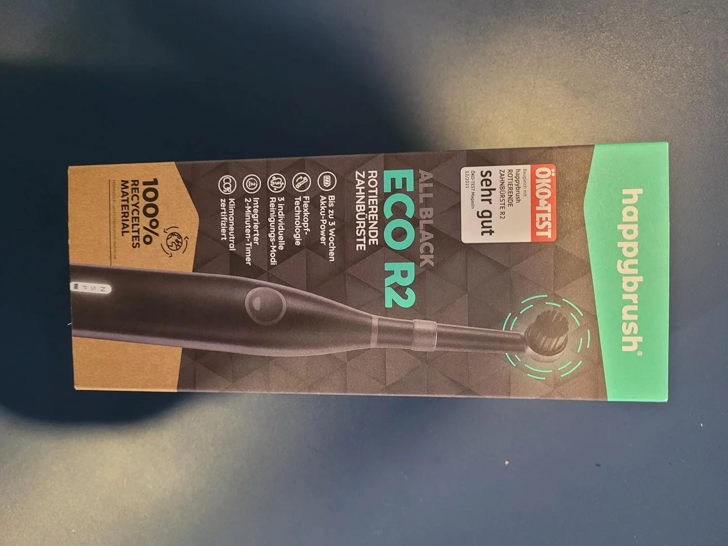 happybrush® Electric Toothbrush Eco R2 - Sustainable Rotating Toothbrush with Power Battery Including 3 Replacement Toothbrush Heads and Toothpaste - AllBlack happybrush® Electric Toothbrush Eco R2 - Sustainable Rotating Toothbrush with Power Battery Including 3 Replacement Toothbrush Heads and Toothpaste - AllBlack