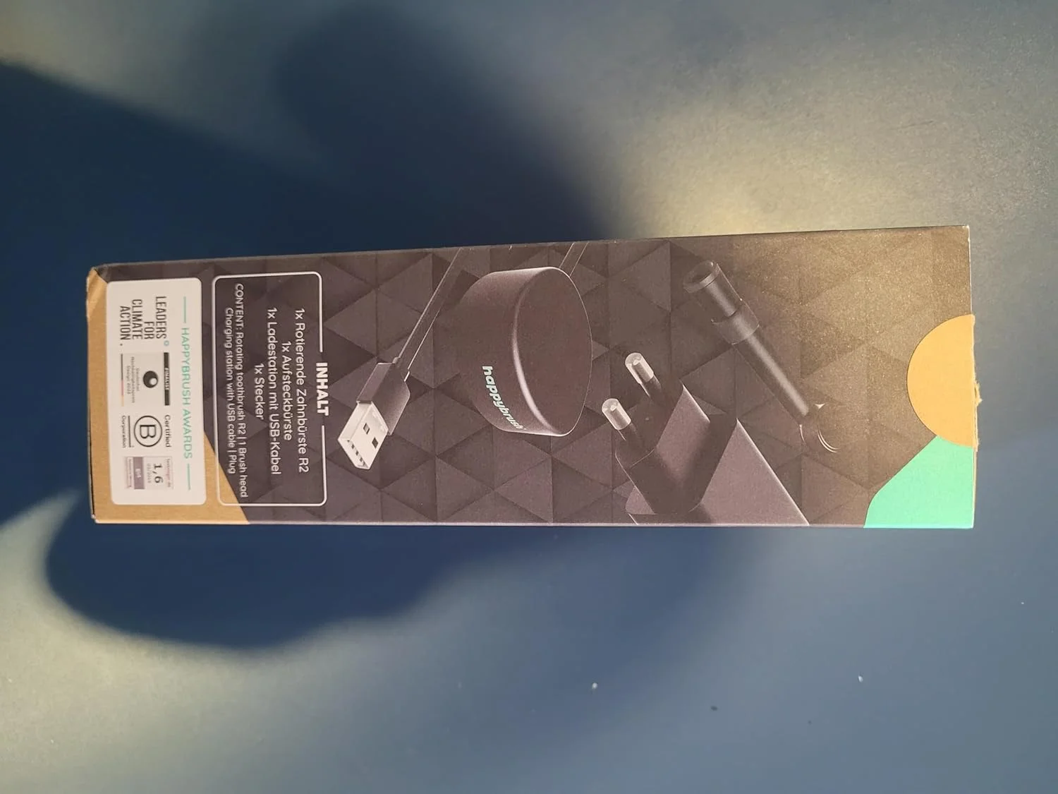 happybrush® Electric Toothbrush Eco R2 - Sustainable Rotating Toothbrush with Power Battery Including 3 Replacement Toothbrush Heads and Toothpaste - AllBlack happybrush® Electric Toothbrush Eco R2 - Sustainable Rotating Toothbrush with Power Battery Including 3 Replacement Toothbrush Heads and Toothpaste - AllBlack