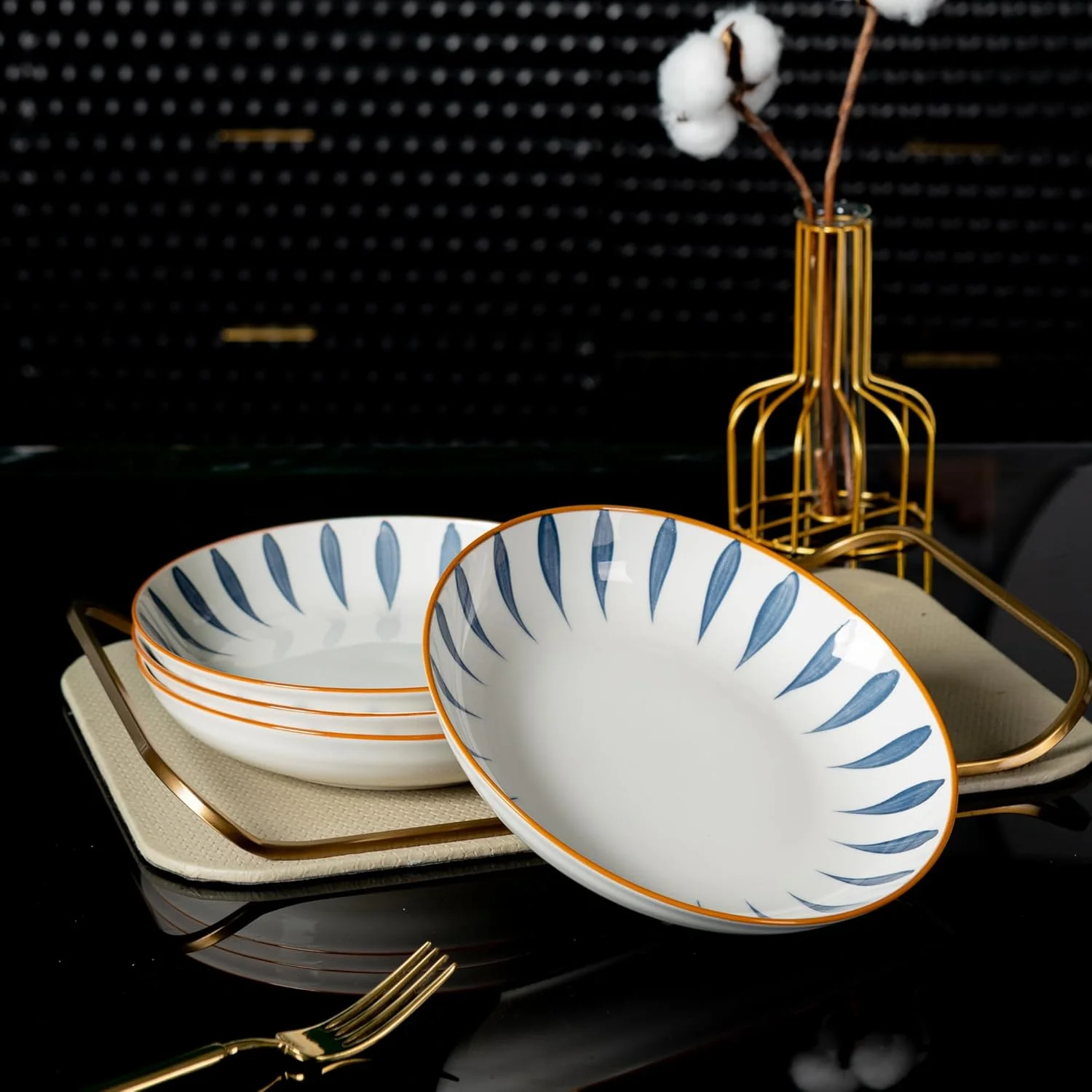 سرویس غذاخوری سرامیکی ۸ پارچه آبی و سفید TechPlus - شامل ۴ عدد بشقاب ۸.۱ اینچی، ۴ عدد کاسه ۵.۷ اینچی | قابل استفاده در مایکروویو و ماشین ظرفشویی | ظروف مدرن برای غذاخوری شیک سرویس غذاخوری سرامیکی ۸ پارچه آبی و سفید TechPlus - شامل ۴ عدد بشقاب ۸.۱ اینچی، ۴ عدد کاسه ۵.۷ اینچی | قابل استفاده در مایکروویو و ماشین ظرفشویی | ظروف مدرن برای غذاخوری شیک