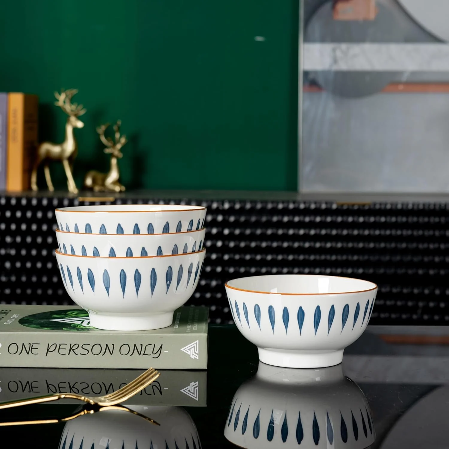 سرویس غذاخوری سرامیکی ۸ پارچه آبی و سفید TechPlus - شامل ۴ عدد بشقاب ۸.۱ اینچی، ۴ عدد کاسه ۵.۷ اینچی | قابل استفاده در مایکروویو و ماشین ظرفشویی | ظروف مدرن برای غذاخوری شیک سرویس غذاخوری سرامیکی ۸ پارچه آبی و سفید TechPlus - شامل ۴ عدد بشقاب ۸.۱ اینچی، ۴ عدد کاسه ۵.۷ اینچی | قابل استفاده در مایکروویو و ماشین ظرفشویی | ظروف مدرن برای غذاخوری شیک