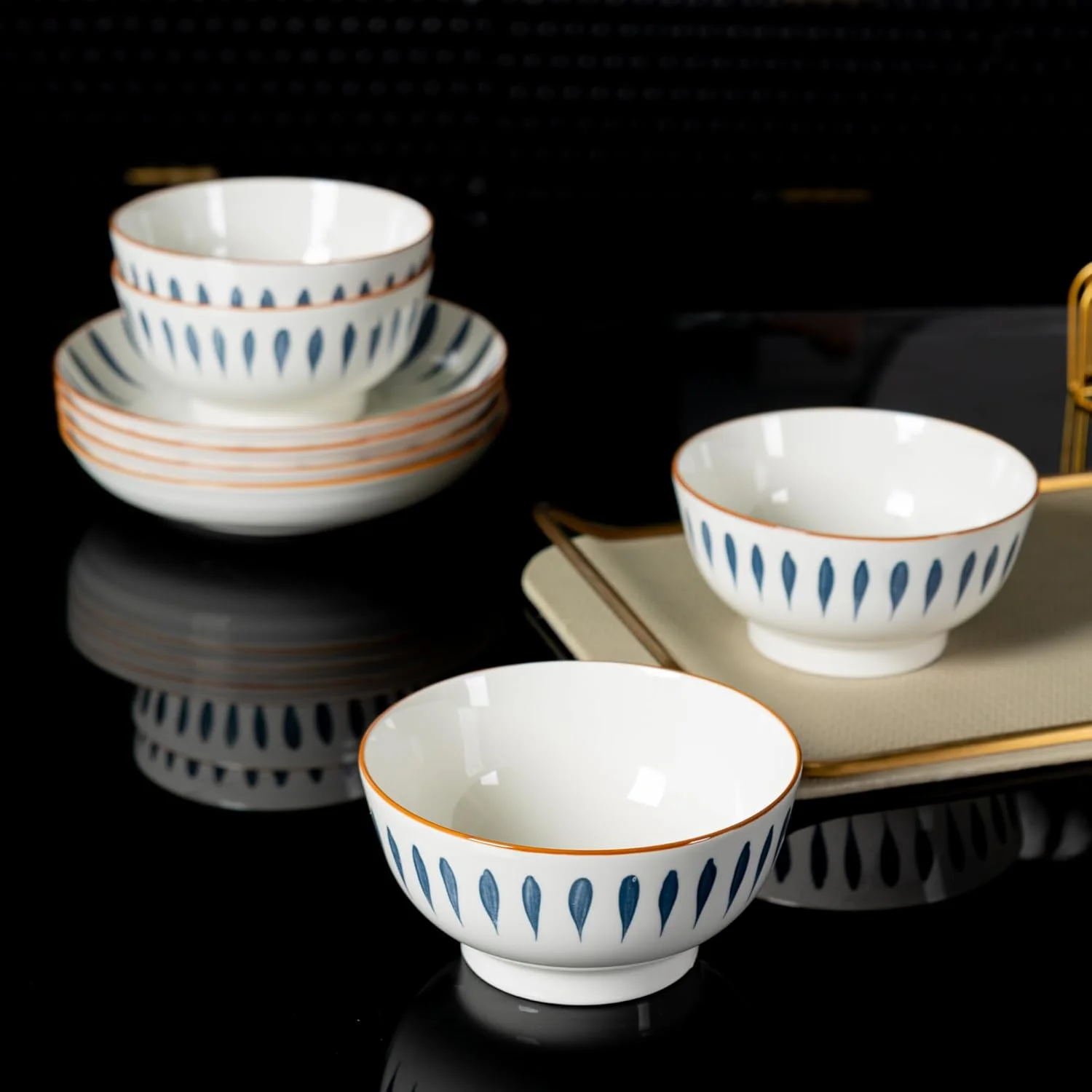 سرویس غذاخوری سرامیکی ۸ پارچه آبی و سفید TechPlus - شامل ۴ عدد بشقاب ۸.۱ اینچی، ۴ عدد کاسه ۵.۷ اینچی | قابل استفاده در مایکروویو و ماشین ظرفشویی | ظروف مدرن برای غذاخوری شیک سرویس غذاخوری سرامیکی ۸ پارچه آبی و سفید TechPlus - شامل ۴ عدد بشقاب ۸.۱ اینچی، ۴ عدد کاسه ۵.۷ اینچی | قابل استفاده در مایکروویو و ماشین ظرفشویی | ظروف مدرن برای غذاخوری شیک