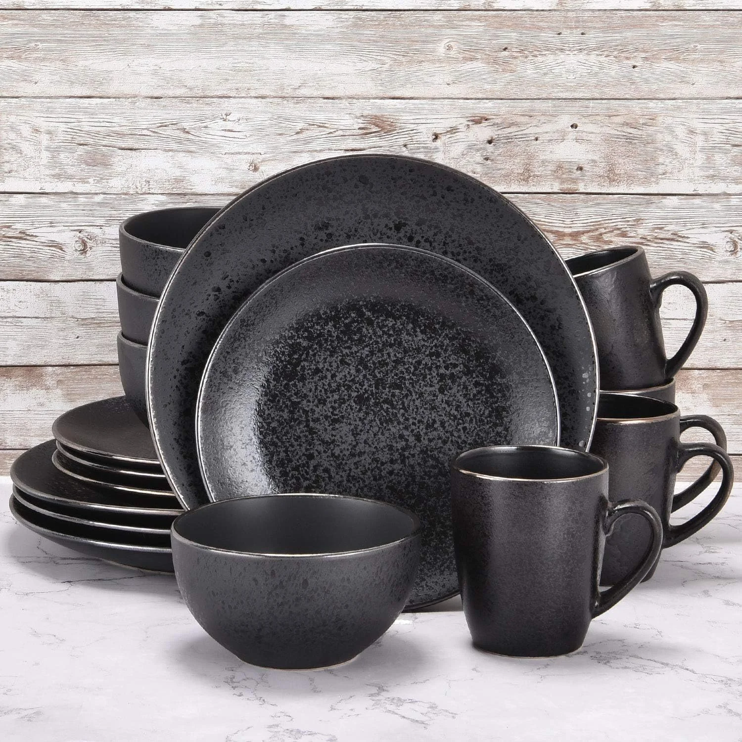 ست ظروف غذاخوری 16 پارچه گرد آشپزخانه، شامل بشقاب، پیش دستی، کاسه و لیوان، مناسب برای 4 نفر، جنس سرامیک سنگی، مشکی مات با روکش طلایی ست ظروف غذاخوری 16 پارچه گرد آشپزخانه، شامل بشقاب، پیش دستی، کاسه و لیوان، مناسب برای 4 نفر، جنس سرامیک سنگی، مشکی مات با روکش طلایی