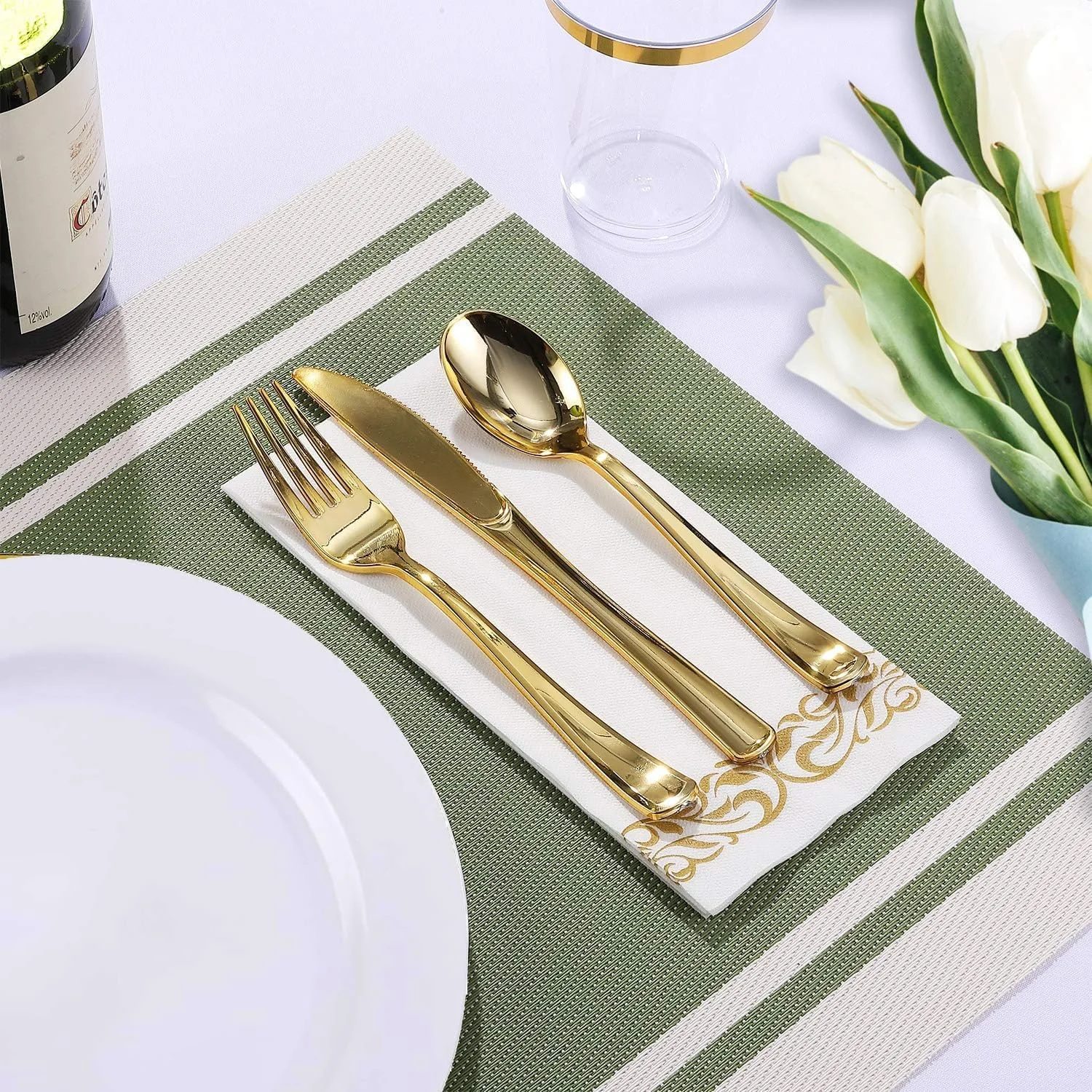 ظروف غذاخوری پلاستیکی برای 25 مهمان، ست بشقاب های یکبار مصرف سفید برای جشن تولد، عروسی، مسافرت به همراه 25 بشقاب دسر، ست 75 تکه کارد و چنگال و قاشق