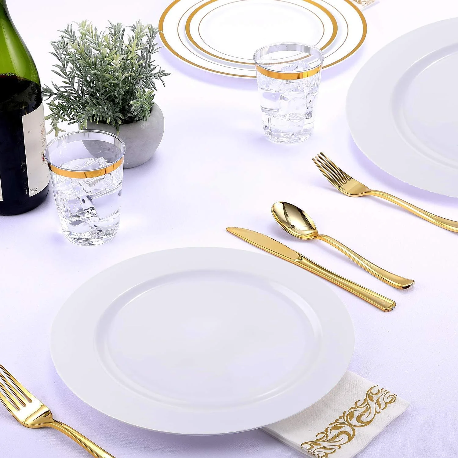 ظروف غذاخوری پلاستیکی برای 25 مهمان، ست بشقاب های یکبار مصرف سفید برای جشن تولد، عروسی، مسافرت به همراه 25 بشقاب دسر، ست 75 تکه کارد و چنگال و قاشق