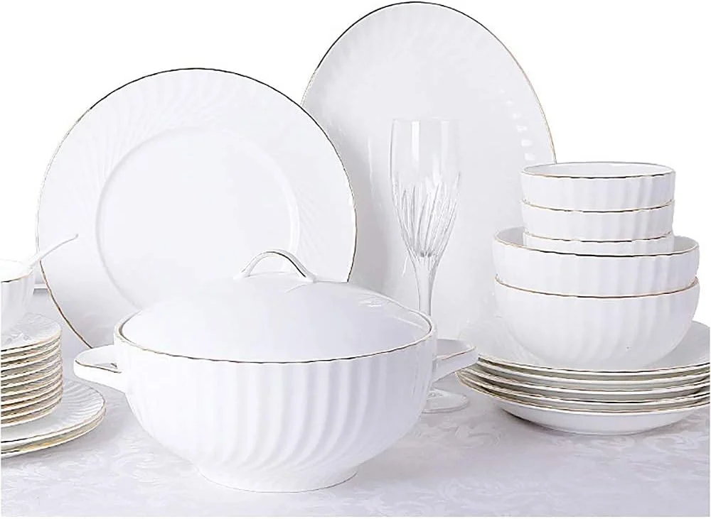 سرویس غذاخوری 56 پارچه چینی استخوانی، ظروف گرد سفید آشپزخانه شامل کاسه، بشقاب و دیس با حاشیه طلایی برای 10 نفر
