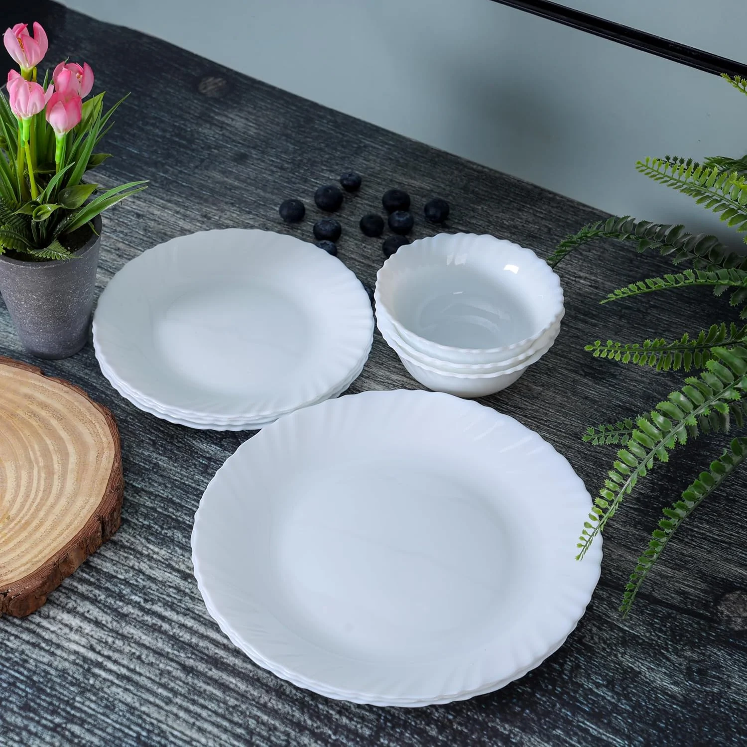 سرویس غذاخوری 12 پارچه رویال فورد مدل Opal Wear، طراحی زیبا و شیک، قابل شستشو در ماشین ظرفشویی/قابل استفاده در فریزر، ایده آل برای وعده های غذایی خانوادگی و دورهمی های غیر رسمی، سفید، RF10287 سرویس غذاخوری 12 پارچه رویال فورد مدل Opal Wear، طراحی زیبا و شیک، قابل شستشو در ماشین ظرفشویی/قابل استفاده در فریزر، ایده آل برای وعده های غذایی خانوادگی و دورهمی های غیر رسمی، سفید، RF10287