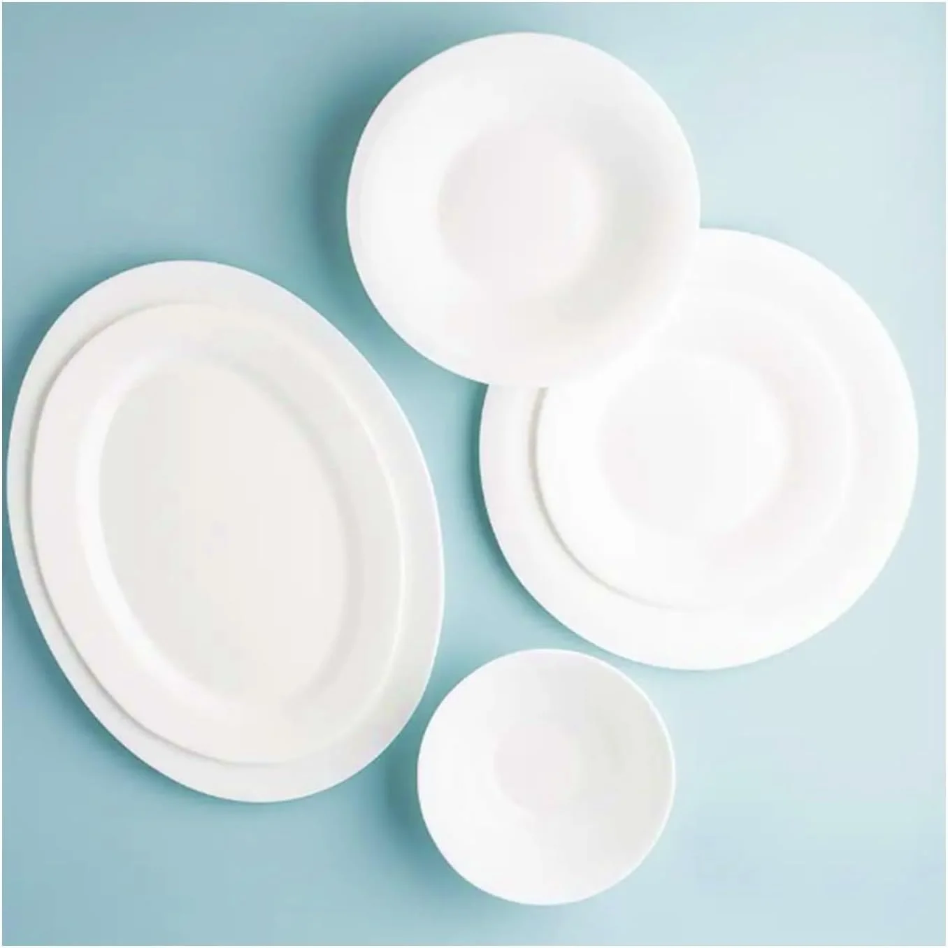 سرویس غذاخوری 33 پارچه اپال ملریچ شامل 6 بشقاب غذاخوری، 6 بشقاب دسر، 6 بشقاب سوپ، 6 کاسه، 6 قاشق سوپ، 1 کاسه سرو، 1 ملاقه، 1 دیس سرو، قابل استفاده در ماشین ظرفشویی و مایکروویو