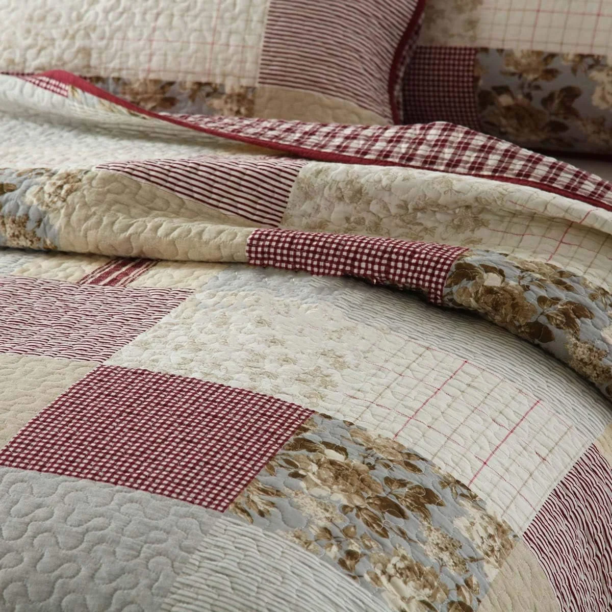 روتختی طرح تکه دوزی شده دو رو، سایز دو نفره 230 در 250 سانتی متر به همراه 2 روبالشتی، روتختی تزئینی، 230 در 250 سانتی متر