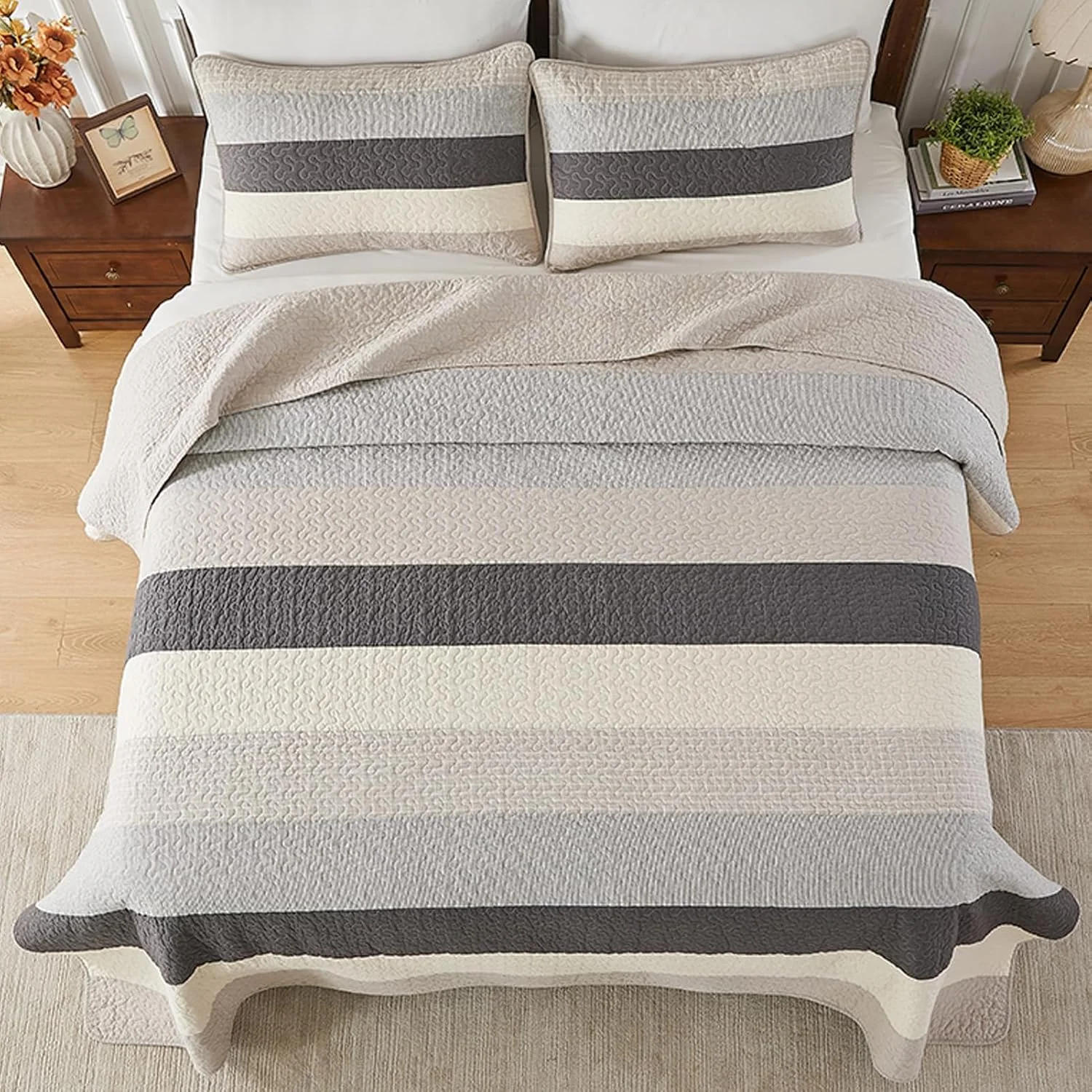 لحاف کینگ سایز بزرگ SahSahCasa، 100% پنبه، 325x305 سانتی متر، روانداز فوق العاده عریض، لحاف سبک وزن، لحاف راه راه، 3 تکه، خاکستری لحاف کینگ سایز بزرگ SahSahCasa، 100% پنبه، 325x305 سانتی متر، روانداز فوق العاده عریض، لحاف سبک وزن، لحاف راه راه، 3 تکه، خاکستری