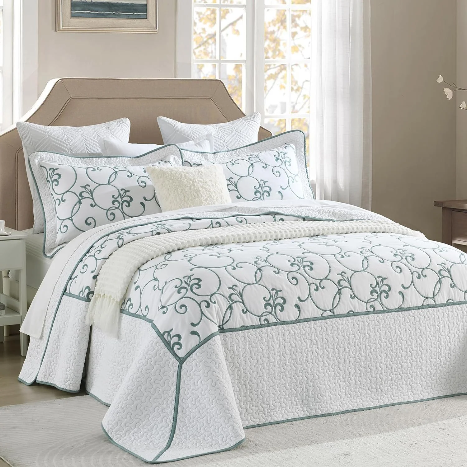 SahSahCasa 100% Cotton 120"x102" Oversized Bedspread Coverlet Quilt Set Queen Size, Queen Quilted Bedspread Extra Large Quilt, Embroidery XL Bed Spread Lightweight Comforter, Blue/White