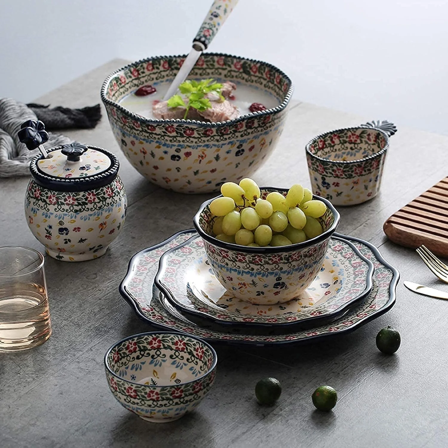 ست غذاخوری لوکس، ست های غذاخوری سرامیکی، ست ظروف چینی با طرح قدیمی شامل 21 تکه بشقاب استیک و کاسه غلات مناسب هدیه عروسی و خانه نویی