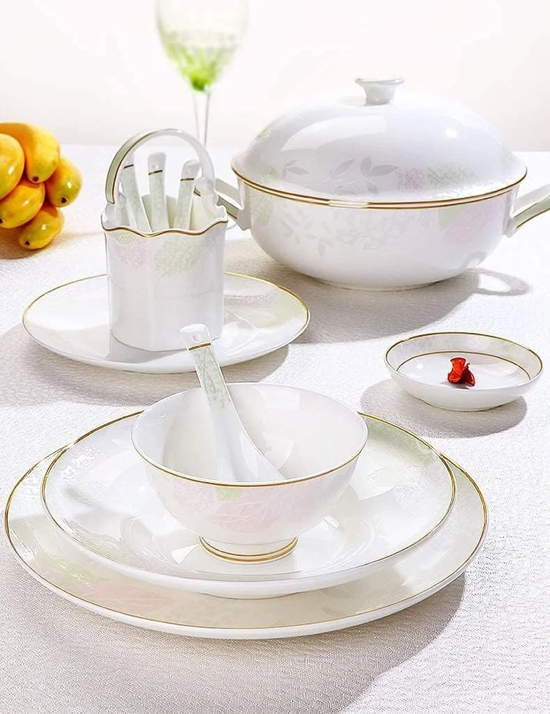 سرویس ظروف غذاخوری - سرویس لوکس هدیه، سرویس ظروف غذاخوری 48 پارچه برای 10 نفر، چینی استخوانی ممتاز سفید با طرح طلایی وینتیج