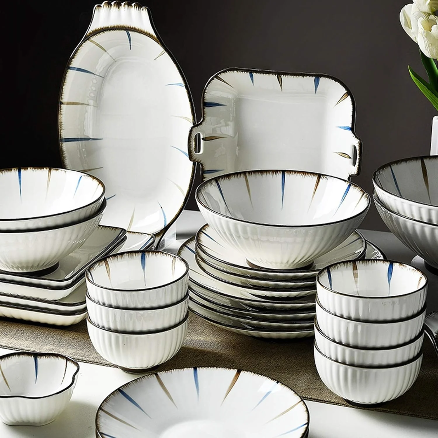 سرویس غذاخوری جدید، سرویس غذاخوری سرامیکی، سرویس غذاخوری 31 پارچه به سبک ژاپنی | کاسه غلات راه راه چینی و بشقاب استیک برای رستوران و دورهمی خانوادگی