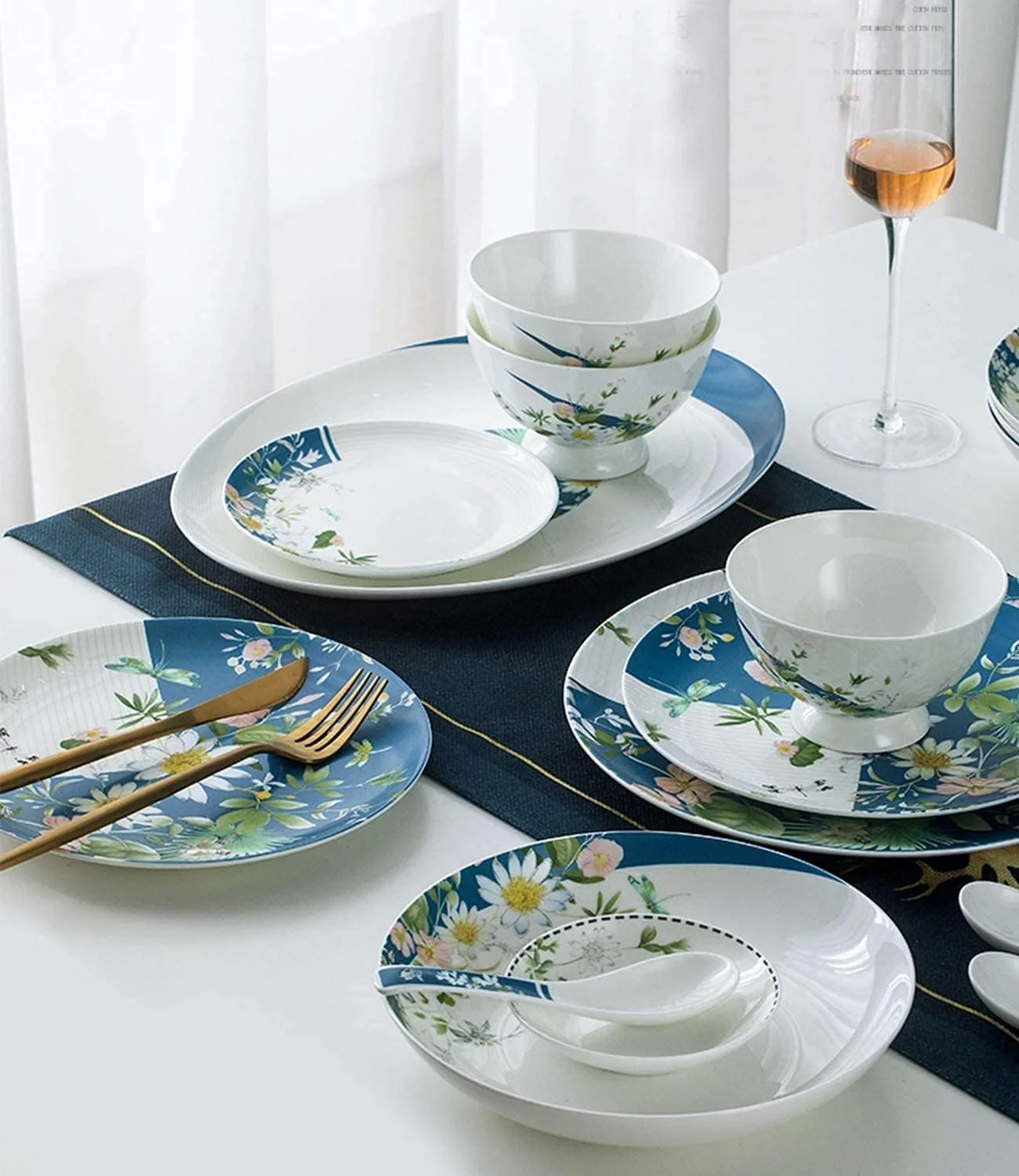 سرویس ظروف غذاخوری، سرویس لوکس 56 پارچه برای 10 نفر، ظروف چینی استخوانی، شامل کاسه، بشقاب، لیوان و قاشق مناسب برای منزل