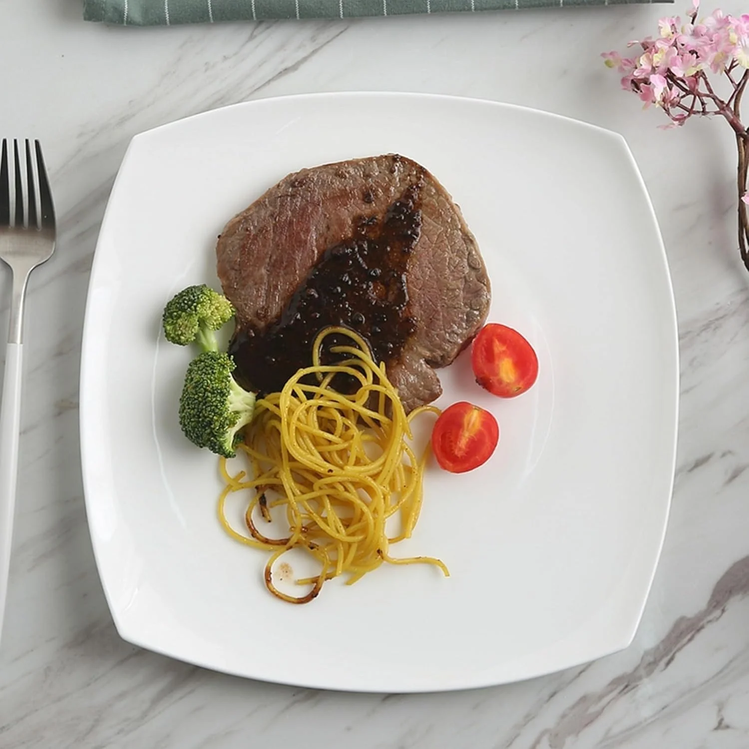 ست ظروف غذاخوری 10 پارچه اوپال قابل حمل دنی هوم شامل بشقاب غذاخوری، بشقاب سوپ، کاسه سالاد، کاسه سرو، دیس سرو، سینی گریل، سازگار با محیط زیست، ایمن برای استفاده، قابل شستشو در ماشین ظرفشویی (مربع)