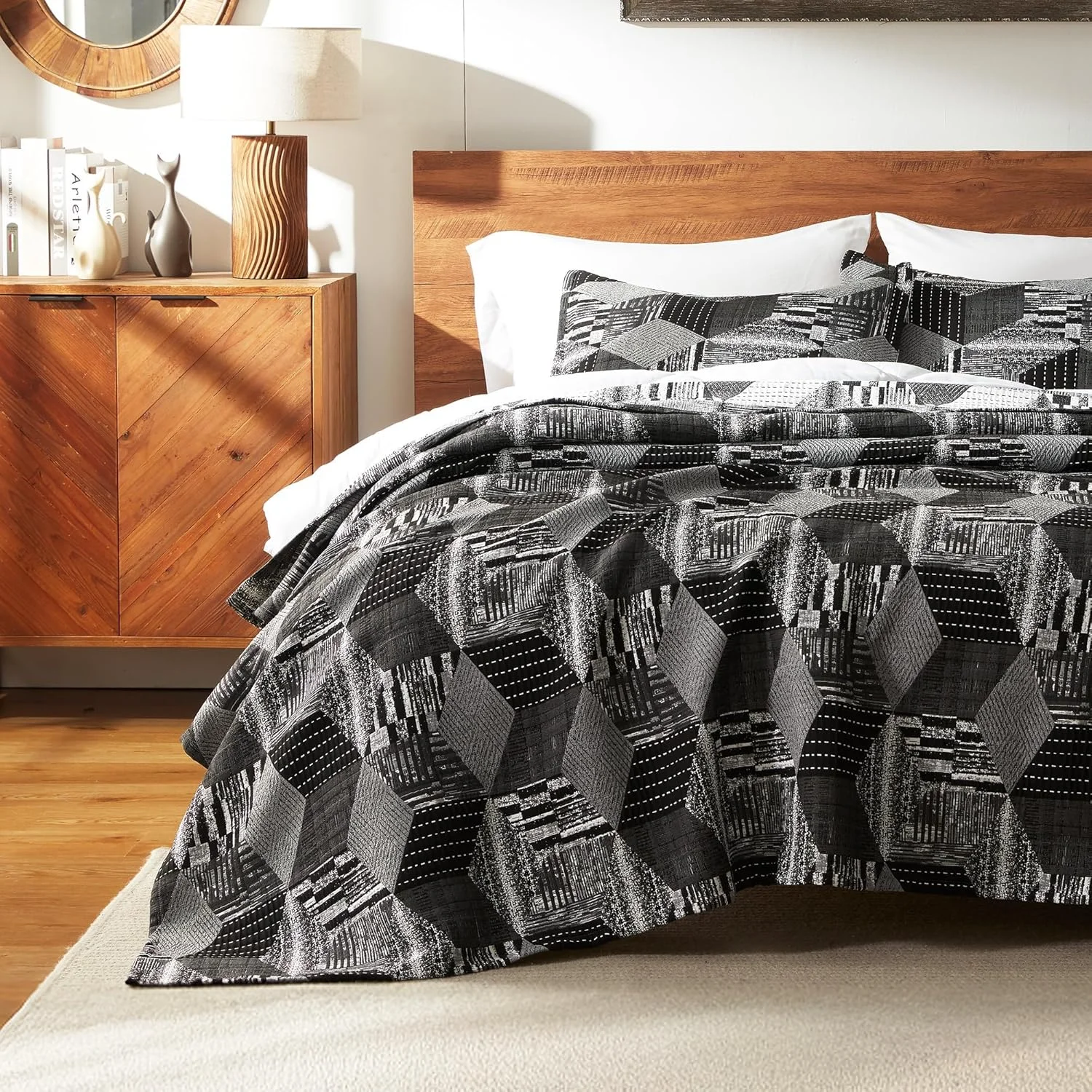 ست لحاف سه تکه طرح ژاکارد فوق العاده نرم و سبک SLEEP ZONE مناسب تمام فصول، سایز دو نفره/کویین، طرح هندسی، مشکی، ابعاد 228x152 سانتی متر