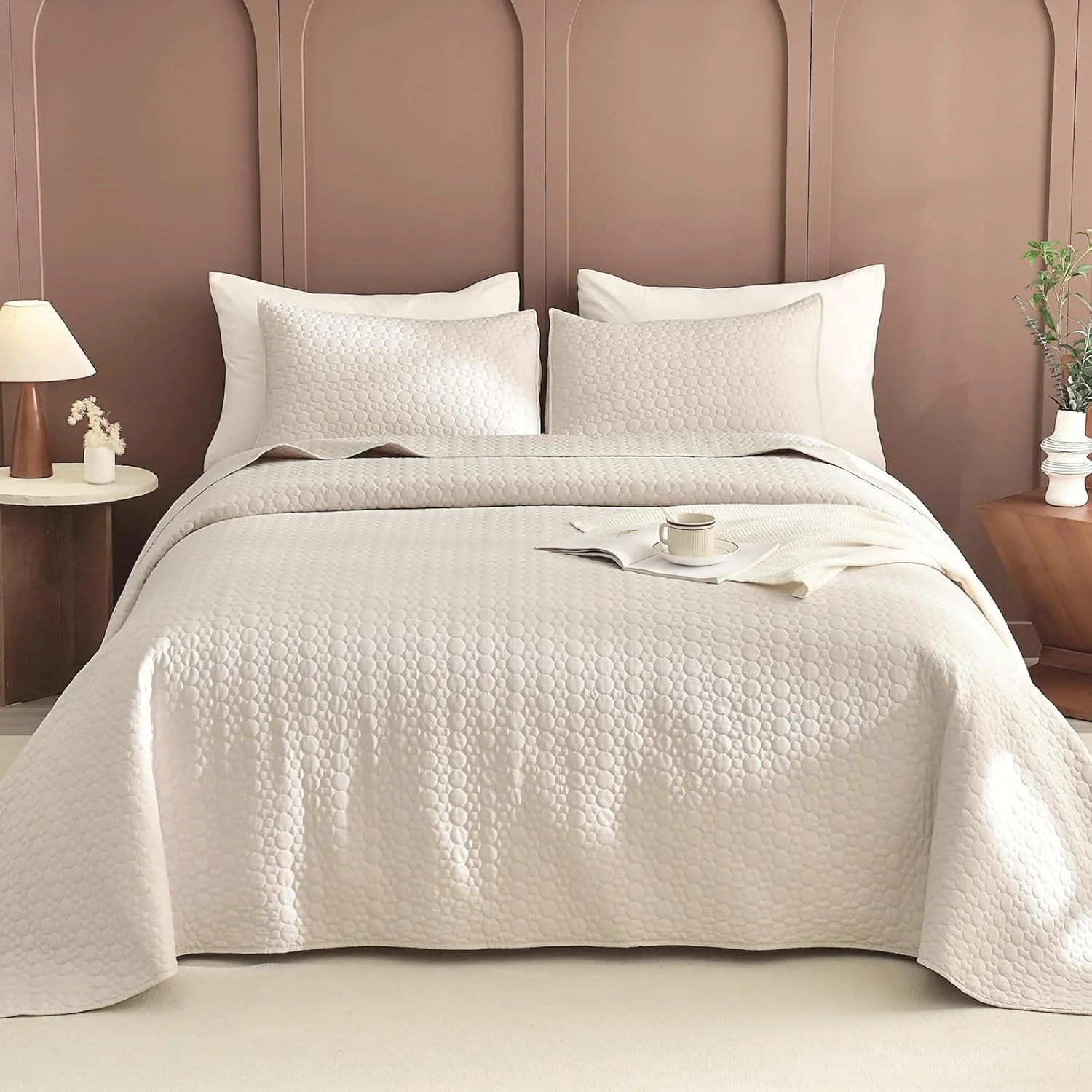 لحاف بزرگ سایز کوئین Sanracie، 259*299 سانتیمتر، روتختی پنبهای 100%، لحاف سبک وزن به رنگ گندمی، بسیار بزرگ، ست 3 تکه با طرح دوخت دایرهای، روتختی کوئین، لحاف ابری نرم و راحت مناسب تمام فصول لحاف بزرگ سایز کوئین Sanracie، 259*299 سانتیمتر، روتختی پنبهای 100%، لحاف سبک وزن به رنگ گندمی، بسیار بزرگ، ست 3 تکه با طرح دوخت دایرهای، روتختی کوئین، لحاف ابری نرم و راحت مناسب تمام فصول