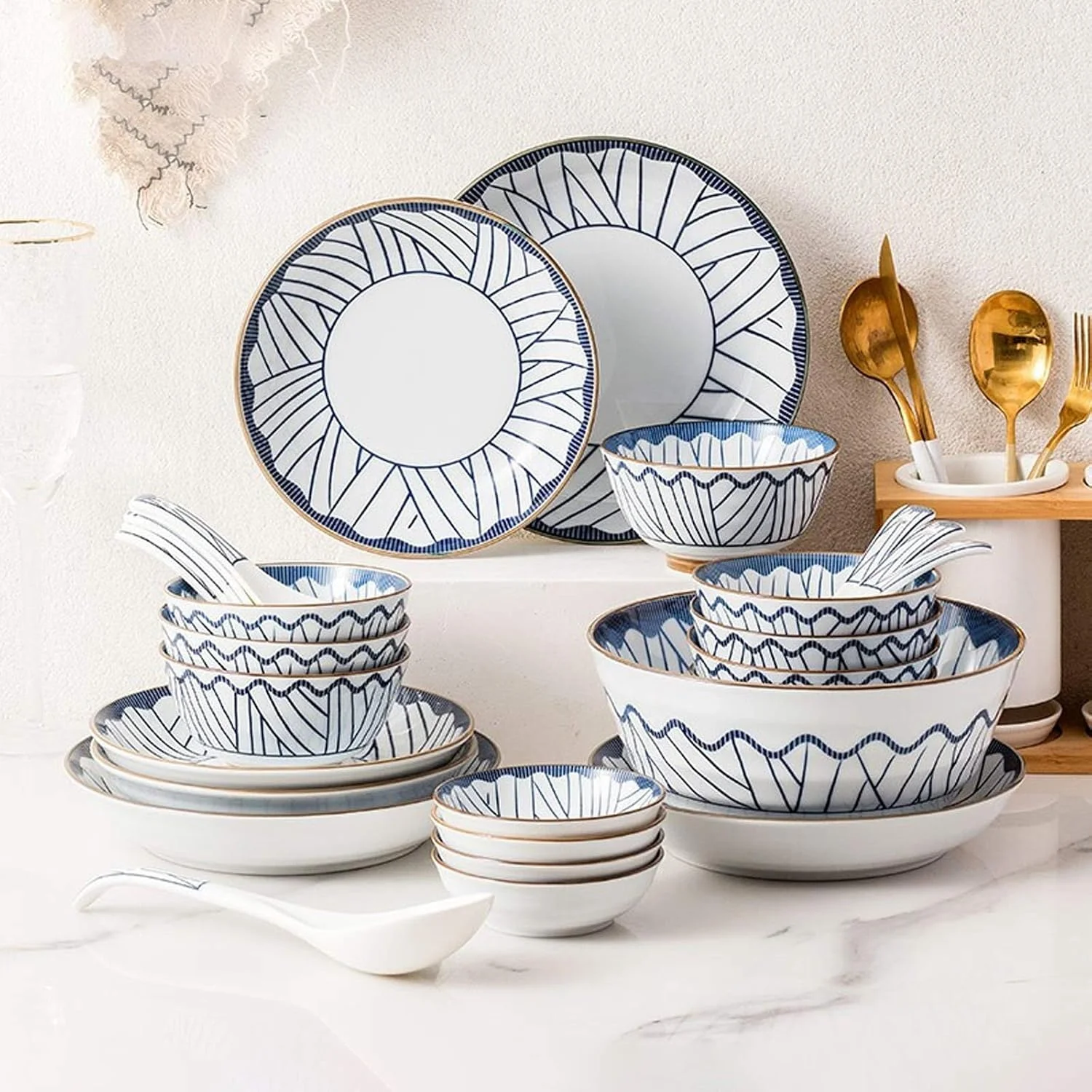 ست ظروف غذاخوری سرامیکی، 28 تکه، طرح ژاپنی با لعاب آبی | شامل بشقاب غذا، کاسه سوپ، بشقاب استیک و کاسه غلات چینی مناسب جهیزیه