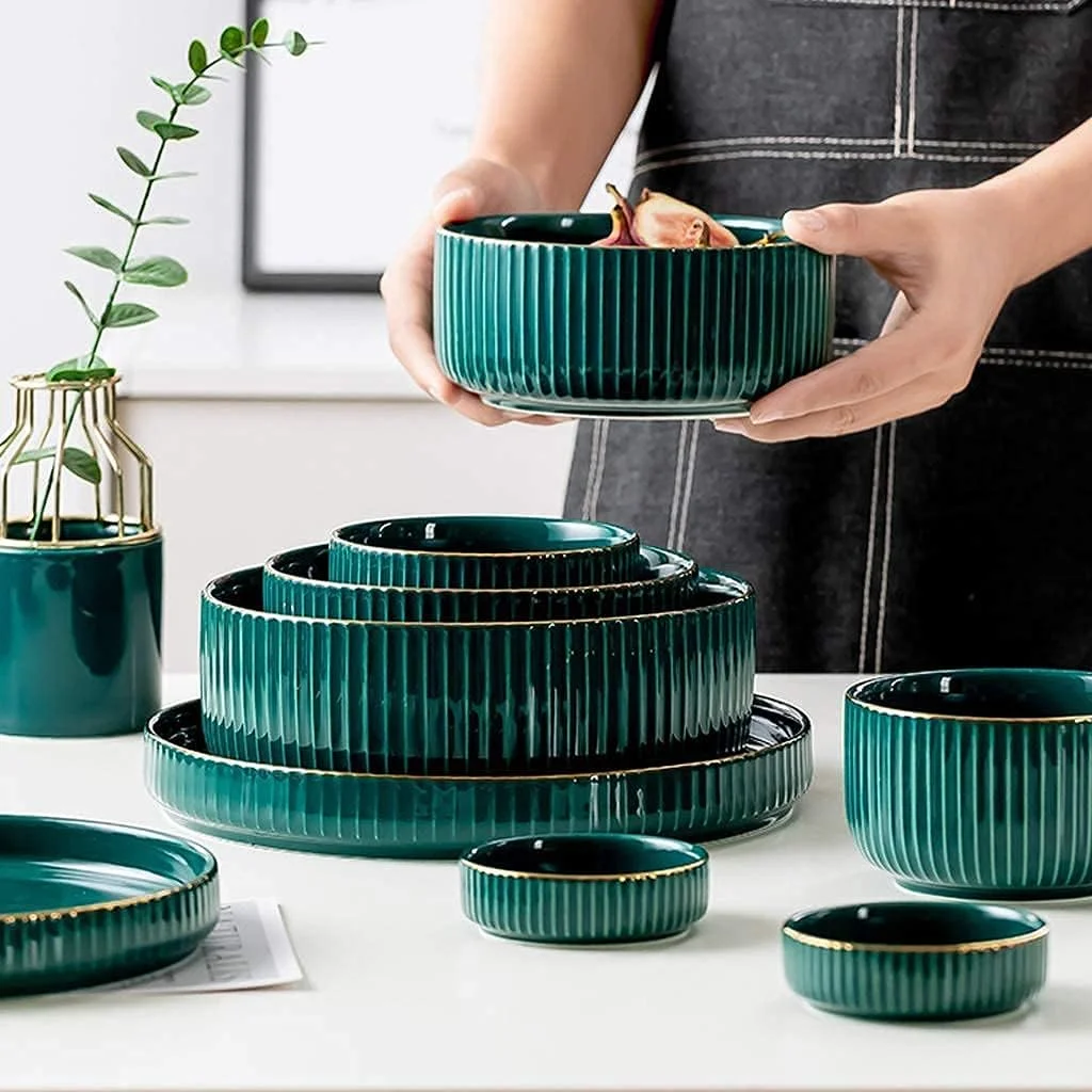 سرویس غذاخوری سرامیکی 60 پارچه، ست ظروف لوکس و سبک به رنگ سبز زمردی، شامل بشقاب های چینی و کاسه های غلات برای پذیرایی خلاقانه