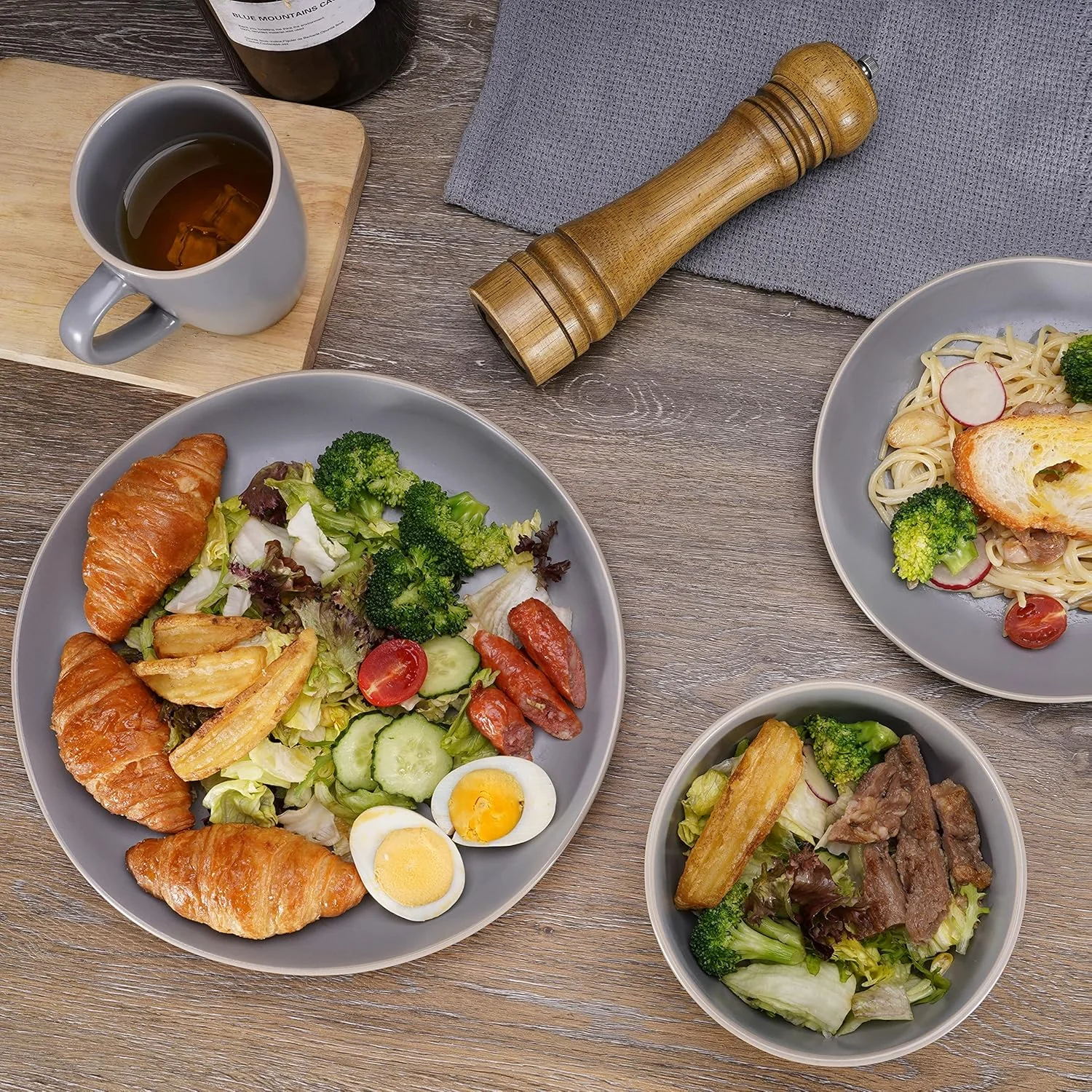 BOBOYM Dinnerware Set,16 Piece White Round A grade Stoneware Dinnerware Set for 4, Kitchen Plates And Bowls Set with Mugs,gray dinnerware set