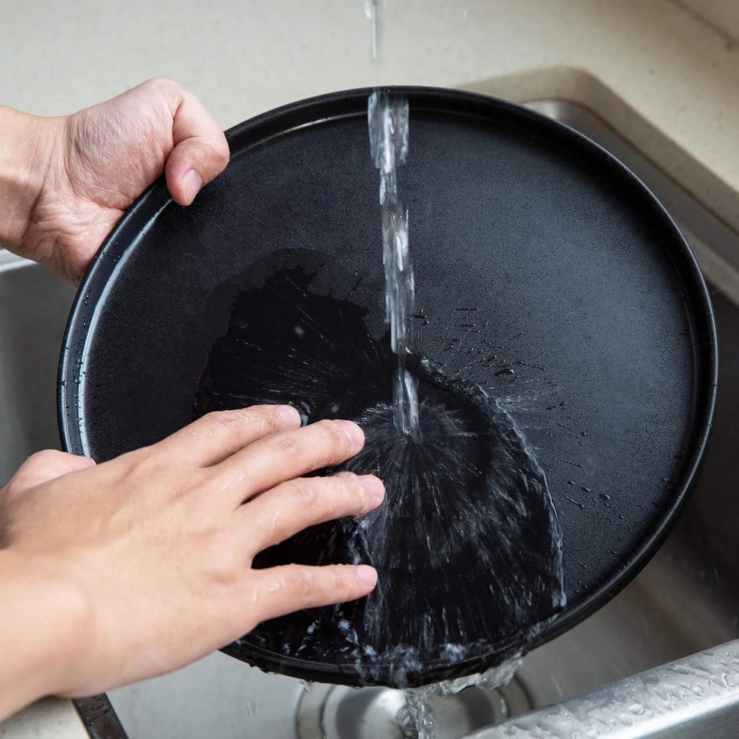 AmorArc Stoneware Dinner Plates Set of 4, 10.5 Inch Reactive Matte Glaze Ceramic Plates Set, Modern Dinnerware Dish set for Kitchen, Microwave, Dishwasher Safe, Scratch Resistant. AmorArc Stoneware Dinner Plates Set of 4, 10.5 Inch Reactive Matte Glaze Ceramic Plates Set, Modern Dinnerware Dish set for Kitchen, Microwave, Dishwasher Safe, Scratch Resistant.