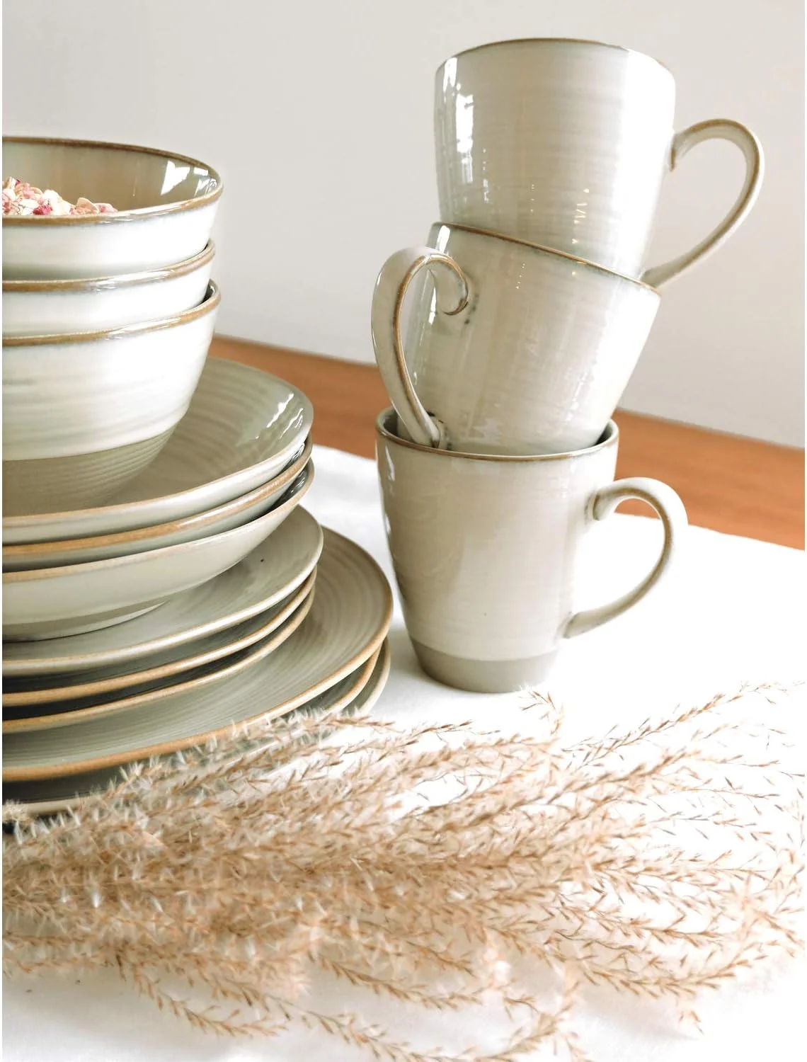 سرویس ظروف غذاخوری 20 پارچه MÄSER 931512 سری Nottingham Vintage برای 4 نفر، با طراحی گرد نامنظم و ظاهر رترو، جنس استون ور، رنگ بژ