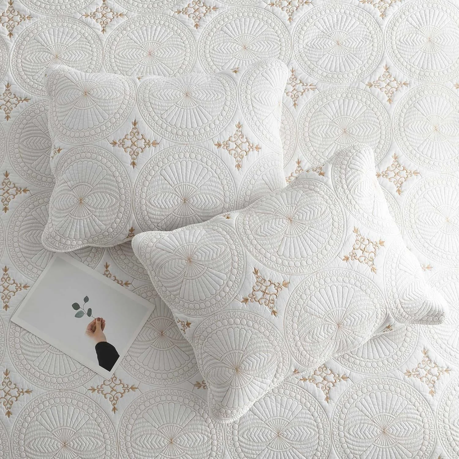 ست لحاف کالیفرنیا کینگ سایز Boryard - رو تختی نرم و گرم 100% پنبه ای برجسته (281x269 سانتی متر) به همراه 2 عدد روبالشی (51x91 سانتی متر) مناسب برای تمام فصول، سفید ست لحاف کالیفرنیا کینگ سایز Boryard - رو تختی نرم و گرم 100% پنبه ای برجسته (281x269 سانتی متر) به همراه 2 عدد روبالشی (51x91 سانتی متر) مناسب برای تمام فصول، سفید