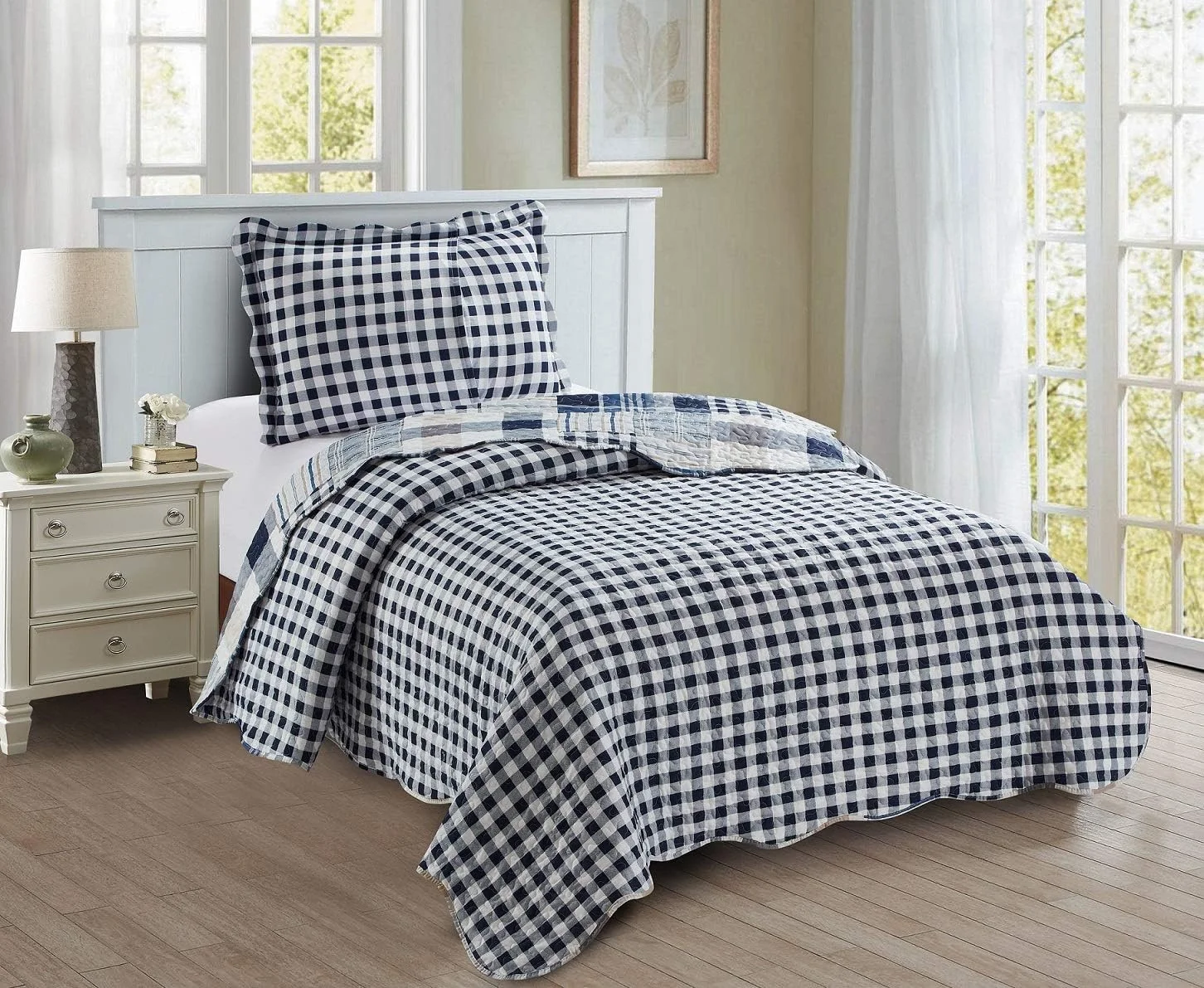 ست لحاف تک نفره دو تکه طرح چهارخانه و راه راه آبی درخشان، شامل 1 عدد روبالشی، رو تختی دو رو، پتو سبک وزن مناسب تمام فصول، آبی ست لحاف تک نفره دو تکه طرح چهارخانه و راه راه آبی درخشان، شامل 1 عدد روبالشی، رو تختی دو رو، پتو سبک وزن مناسب تمام فصول، آبی