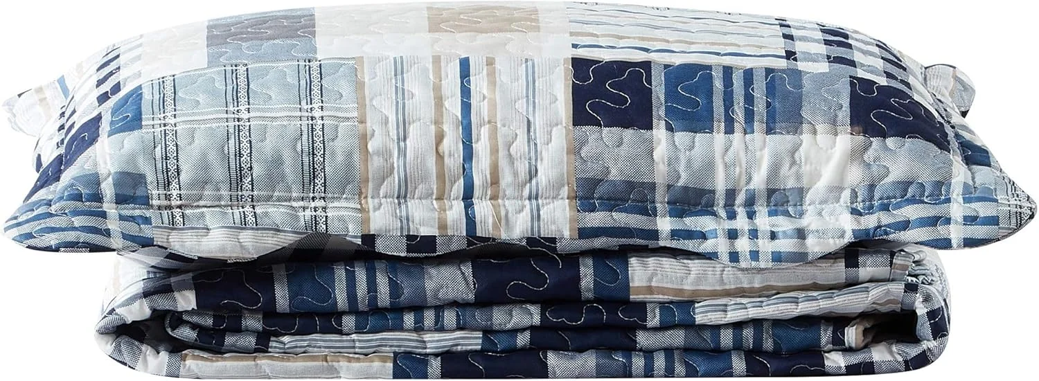 ست لحاف تک نفره دو تکه طرح چهارخانه و راه راه آبی درخشان، شامل 1 عدد روبالشی، رو تختی دو رو، پتو سبک وزن مناسب تمام فصول، آبی ست لحاف تک نفره دو تکه طرح چهارخانه و راه راه آبی درخشان، شامل 1 عدد روبالشی، رو تختی دو رو، پتو سبک وزن مناسب تمام فصول، آبی