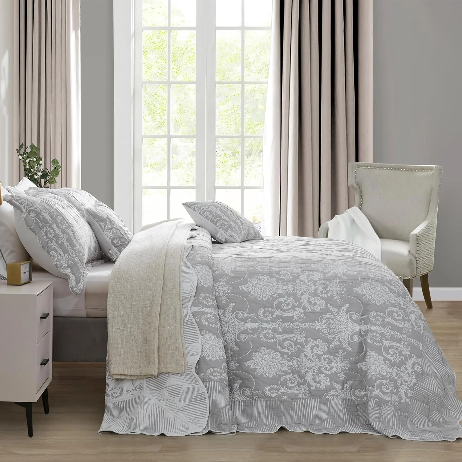 روتختی کینگ سایز بزرگ Blythease خاکستری 325x305 فوق العاده عریض، طرح ژاکارد ماتلاس دمشقی، سبک وزن، دو رو، 4 تکه، 100% میکروفایبر، کینگ/کال کینگ، خاکستری روتختی کینگ سایز بزرگ Blythease خاکستری 325x305 فوق العاده عریض، طرح ژاکارد ماتلاس دمشقی، سبک وزن، دو رو، 4 تکه، 100% میکروفایبر، کینگ/کال کینگ، خاکستری
