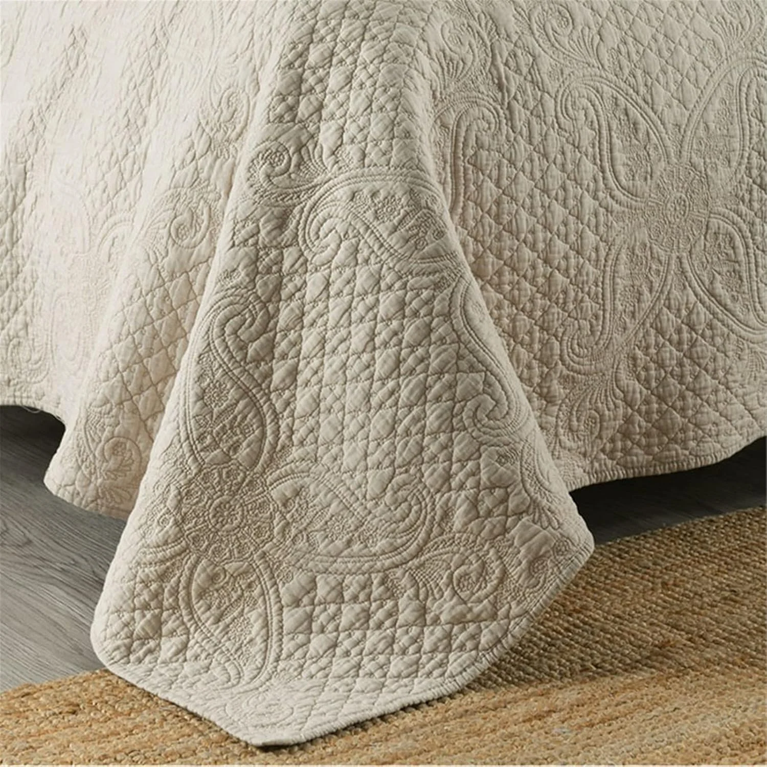 روتختی کینگ 230x250 سانتی متر + 2 روبالشتی برای دکور اتاق خواب، رو تختی دو طرفه با طرح پروانه، لحاف برجسته با روکش مات قهوه ای (سفید) (قهوه ای)