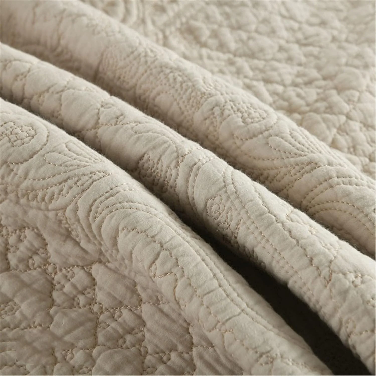 روتختی کینگ 230x250 سانتی متر + 2 روبالشتی برای دکور اتاق خواب، رو تختی دو طرفه با طرح پروانه، لحاف برجسته با روکش مات قهوه ای (سفید) (قهوه ای)