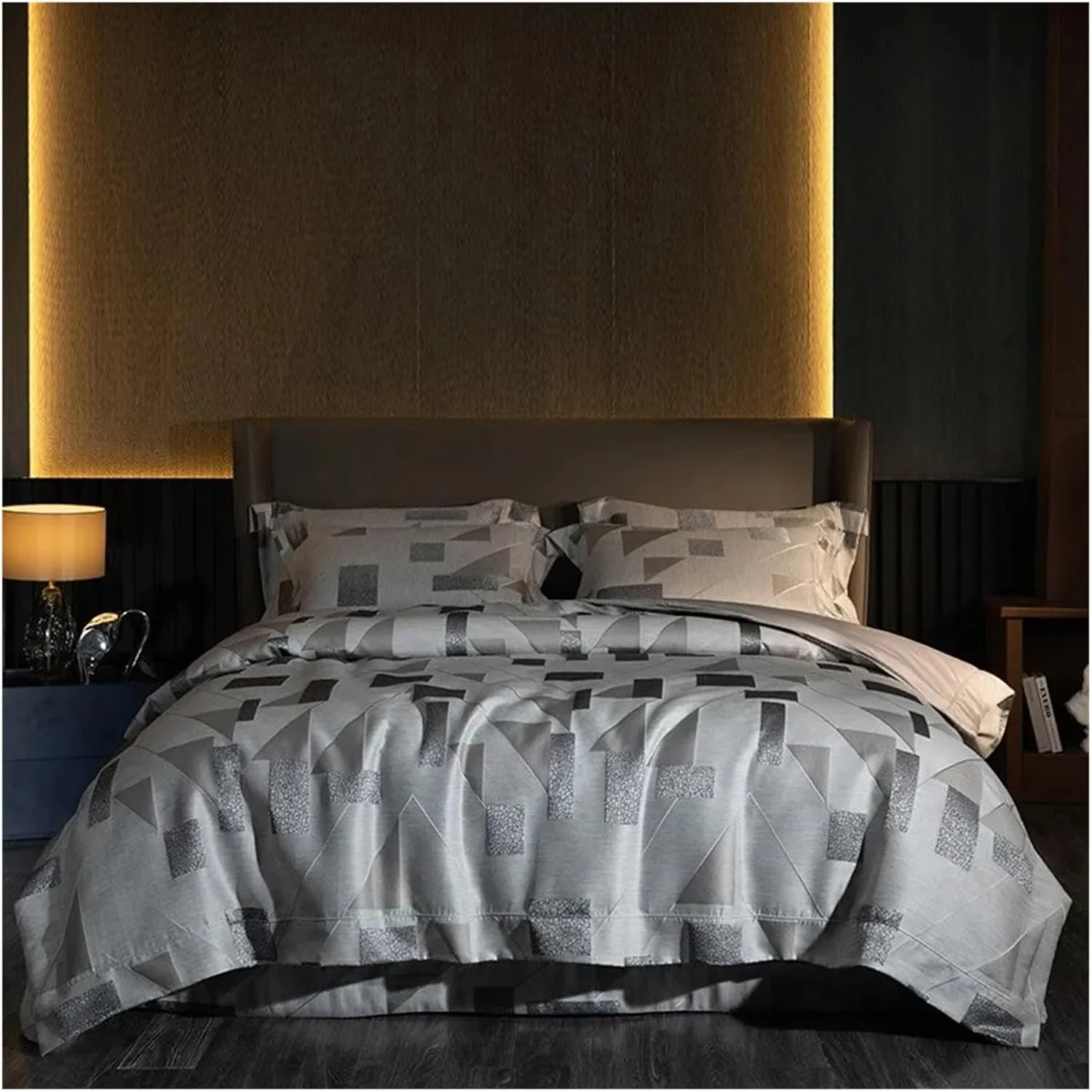 ست ملحفه ساتن پنبه ای لوکس خاکستری تمکین، روکش لحاف ژاکارد هندسی شیک، روتختی پنبه ای لحافی، روبالشتی سایز کوئین کینگ 4 تکه، تخت خواب لوکس در یک کیف (سایز کینگ 2.0 متری 4 تکه)