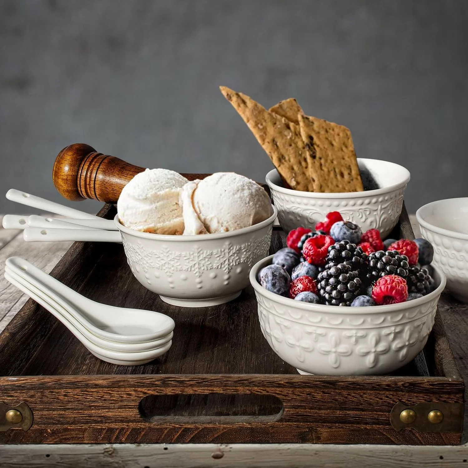 کاسه های سرامیکی کوچک Wareland - ست 4 عددی کاسه بستنی 415 میلی لیتری، کاسه های دسر برجسته برای آشپزخانه، کاسه های سفید 12 سانتی متری برای سوپ، مخلفات، بلغور جو دوسر، برنج، قابل استفاده در مایکروویو (دانه برف)