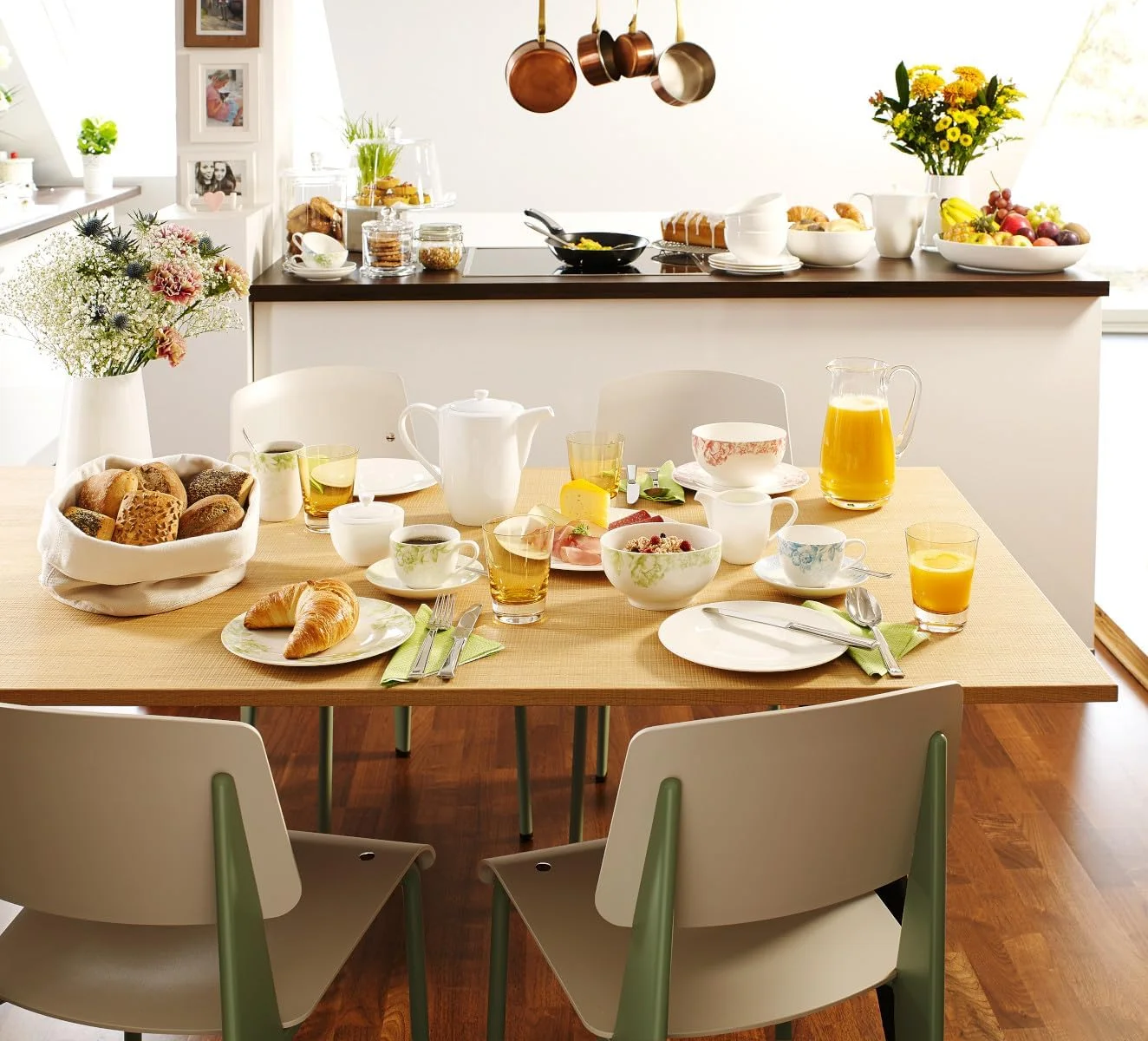 کاسه گرد سبزیجات Villeroy & Boch For Me - چینی ممتاز - ساخت آلمان - قابل شستشو در ماشین ظرفشویی و استفاده در مایکروویو - 9 اینچ کاسه گرد سبزیجات Villeroy & Boch For Me - چینی ممتاز - ساخت آلمان - قابل شستشو در ماشین ظرفشویی و استفاده در مایکروویو - 9 اینچ