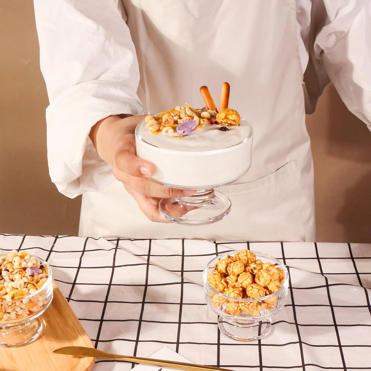 wangsdjy کاسه های بستنی شیشه ای 7 اونسی - کاسه ها و فنجان های دسر چند منظوره برای نوشیدنی های ترکیبی، دسرها، آجیل، میوه، پودینگ و تنقلات - ایده آل برای مهمانی ها و دورهمی ها (12 عدد) wangsdjy کاسه های بستنی شیشه ای 7 اونسی - کاسه ها و فنجان های دسر چند منظوره برای نوشیدنی های ترکیبی، دسرها، آجیل، میوه، پودینگ و تنقلات - ایده آل برای مهمانی ها و دورهمی ها (12 عدد)