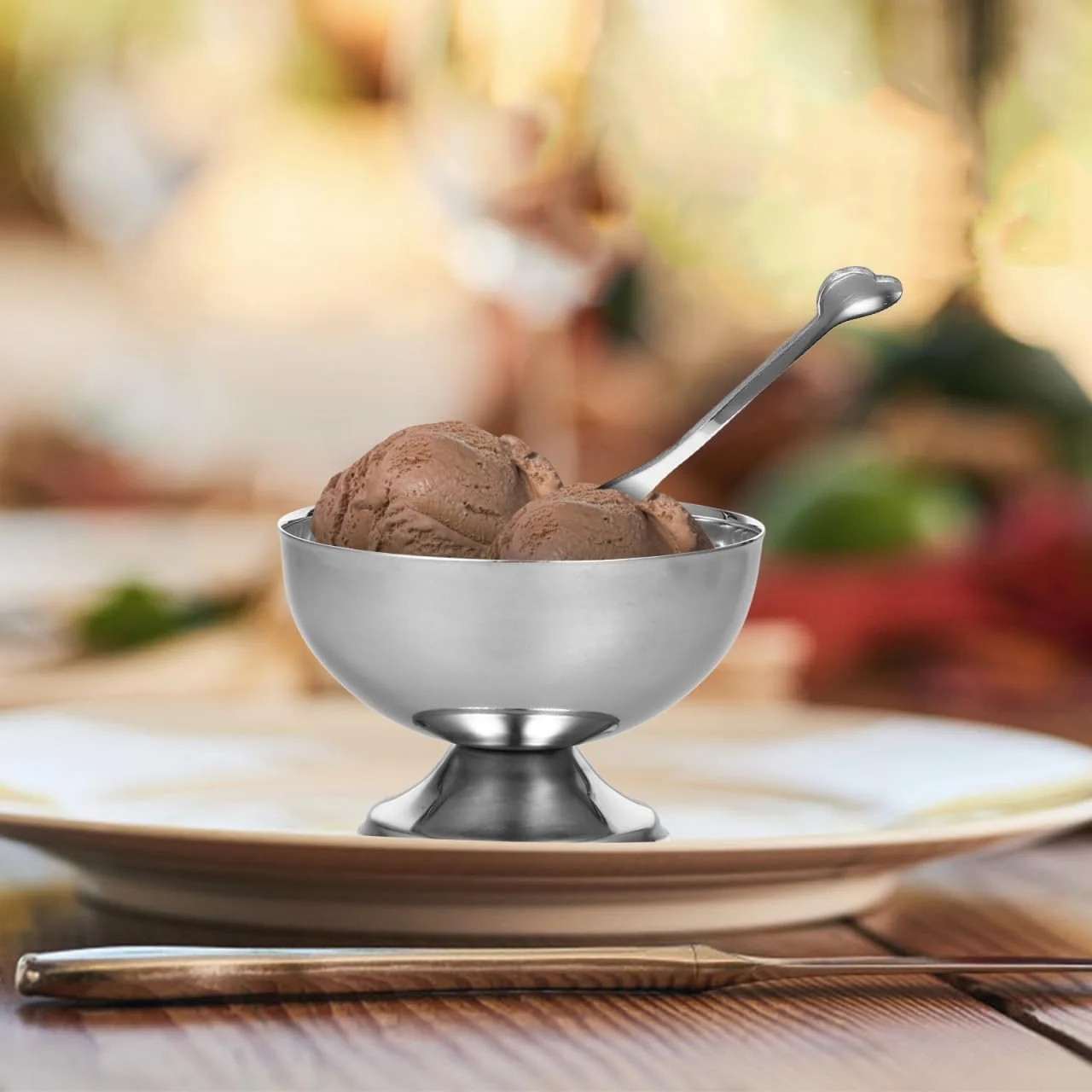 دو عدد فنجان دسر استیل ضد زنگ با پایه پایه دار زیبا و 2 قاشق، کاسه های دسر فلزی بادوام برای بستنی، سالاد پاستا و تنقلات، لیوان های دسر استیل شیک ایده آل برای خانه، مهمانی ها