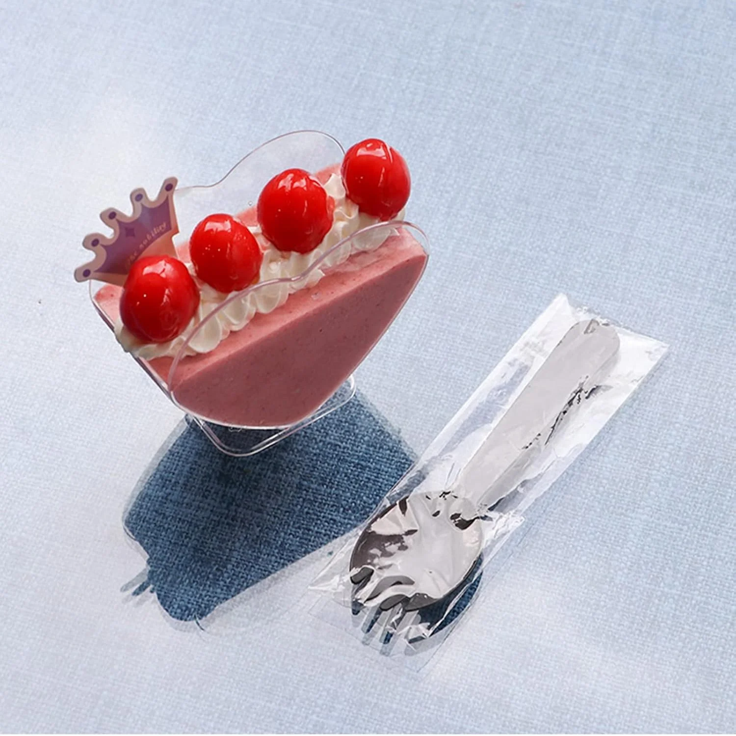 کاسه های دسر پلاستیکی، کاسه های پیش غذای مزه، لیوان های شات مربع بلند، فنجان های مینی دسر - عالی برای رویداد و مهمانی (رنگ: کاردک فنجان، اندازه: 50 عدد)