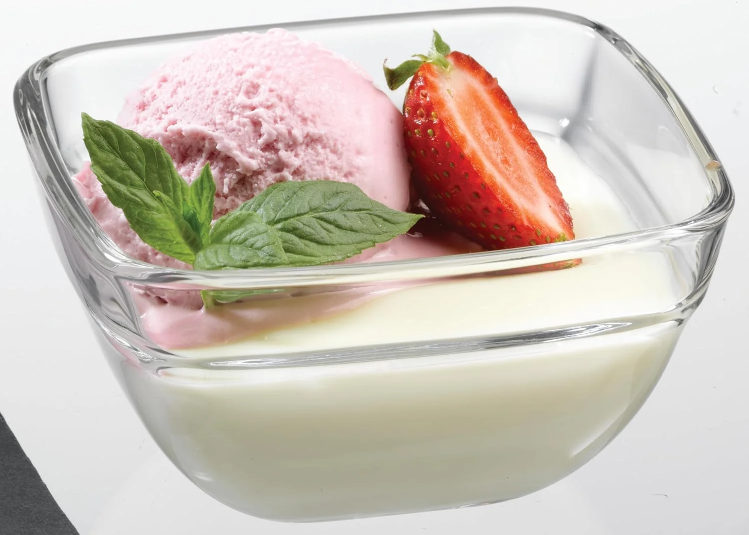 ست کاسه دسر پز پاشاباغچه مدل 1006117، 6 عددی، قطر 11 سانتی متر در ارتفاع 6 سانتی متر، شفاف ست کاسه دسر پز پاشاباغچه مدل 1006117، 6 عددی، قطر 11 سانتی متر در ارتفاع 6 سانتی متر، شفاف