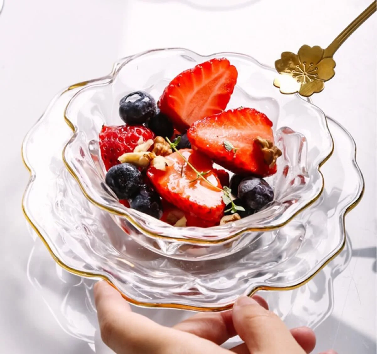 کاسه دسر شیشه ای طرح گل KKGUD با نعلبکی و قاشق، کاسه شیشه ای 180 میلی لیتری با لبه طلایی